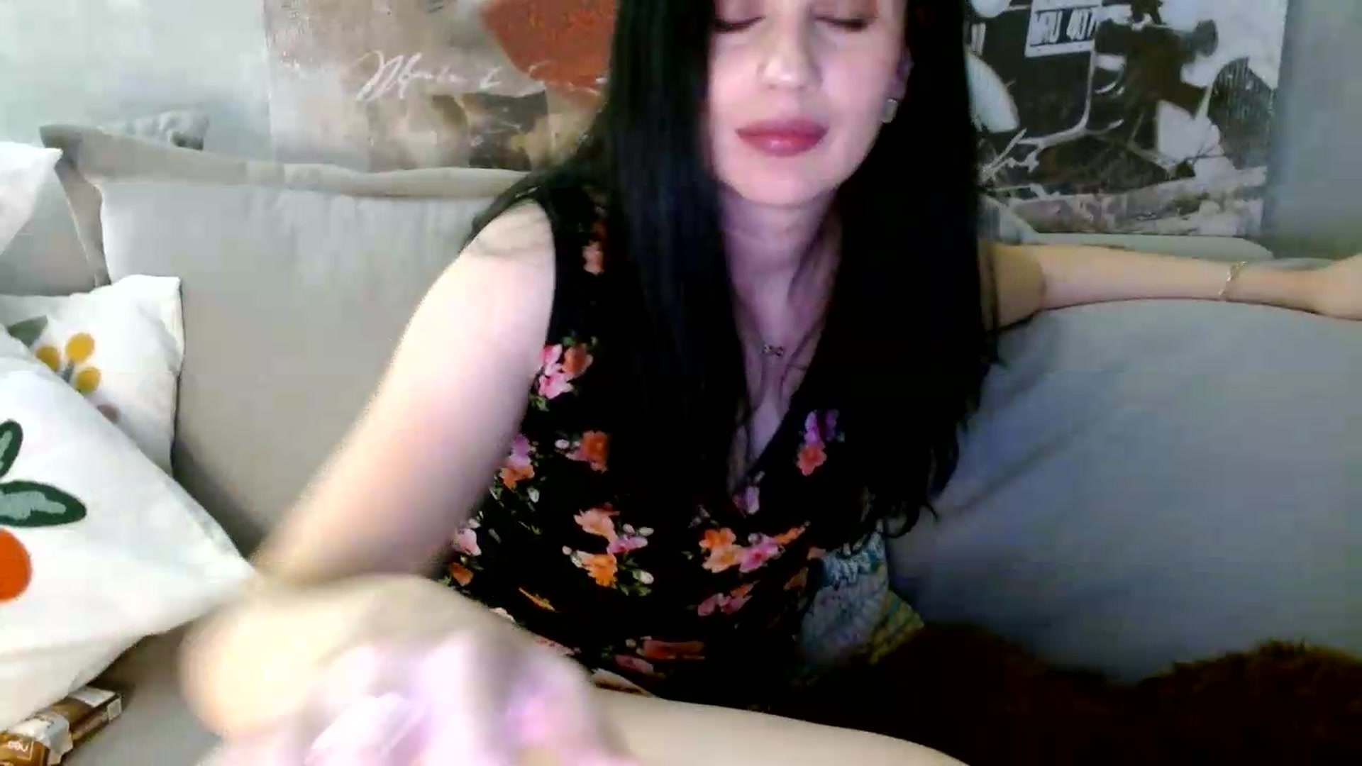 Gallery image thumbnail from Poison_Rose_'s myfreecams stream on, 07/05/2026, 22:35 image 8 of 20