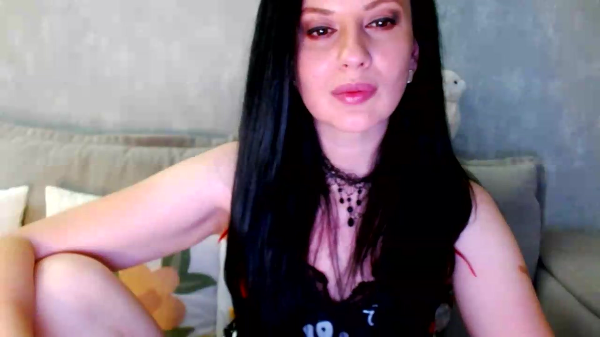 Gallery image thumbnail from Poison_Rose_'s myfreecams stream on, 08/17/2026, 17:32 image 6 of 20