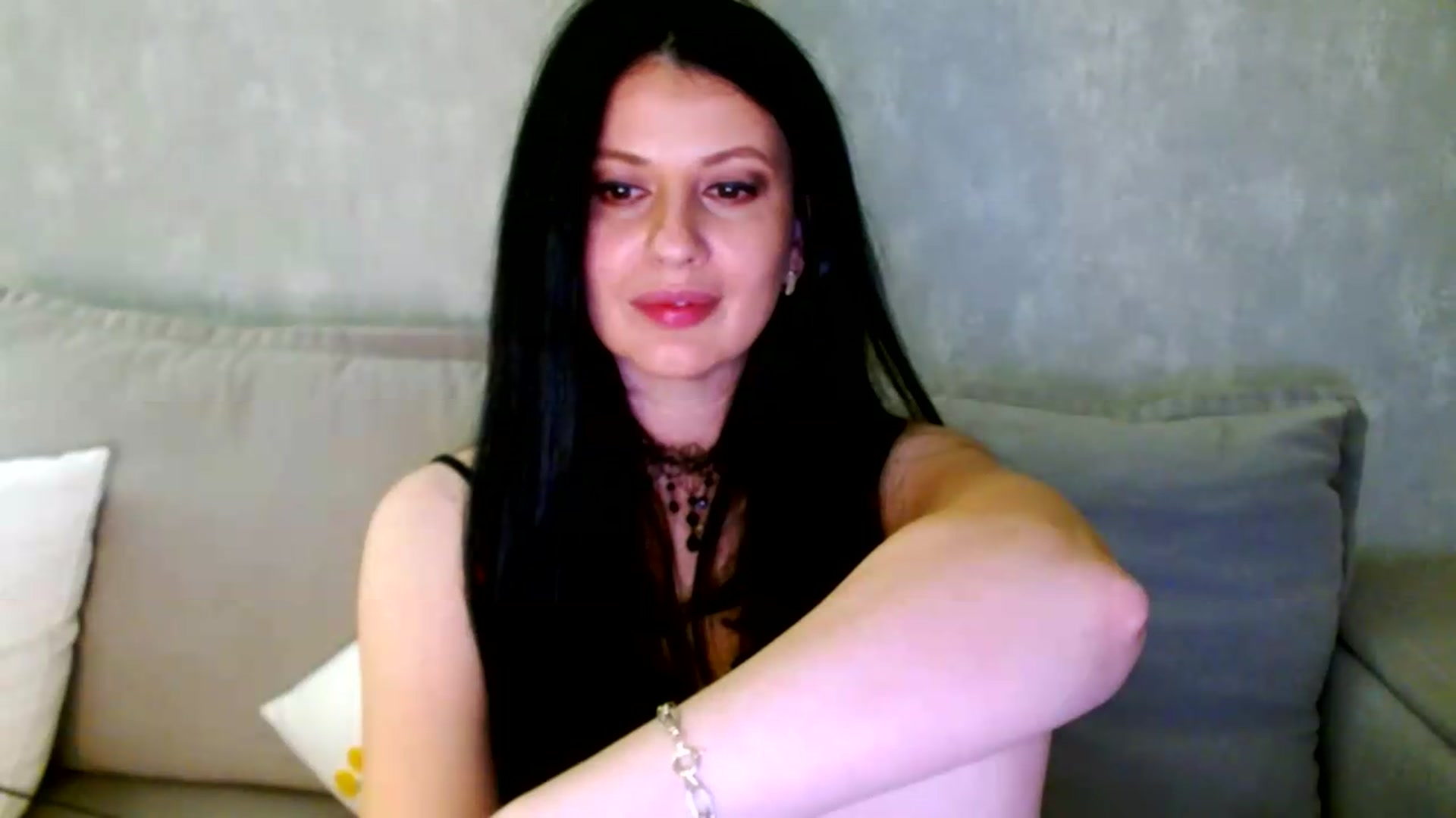 Gallery image thumbnail from Poison_Rose_'s myfreecams stream on, 08/17/2026, 19:34 image 3 of 20