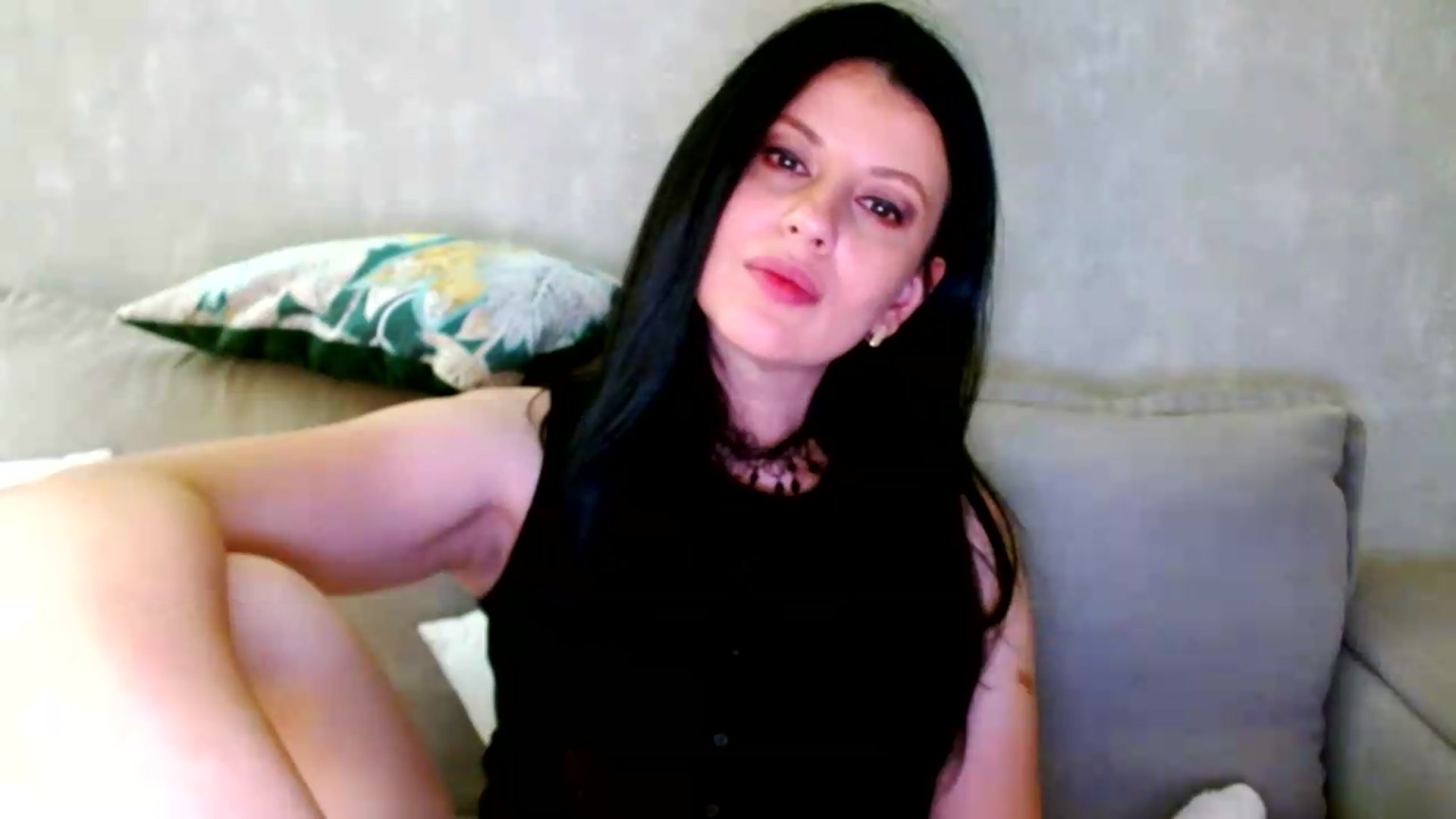 Gallery image thumbnail from Poison_Rose_'s myfreecams stream on, 08/17/2026, 20:28 image 3 of 20