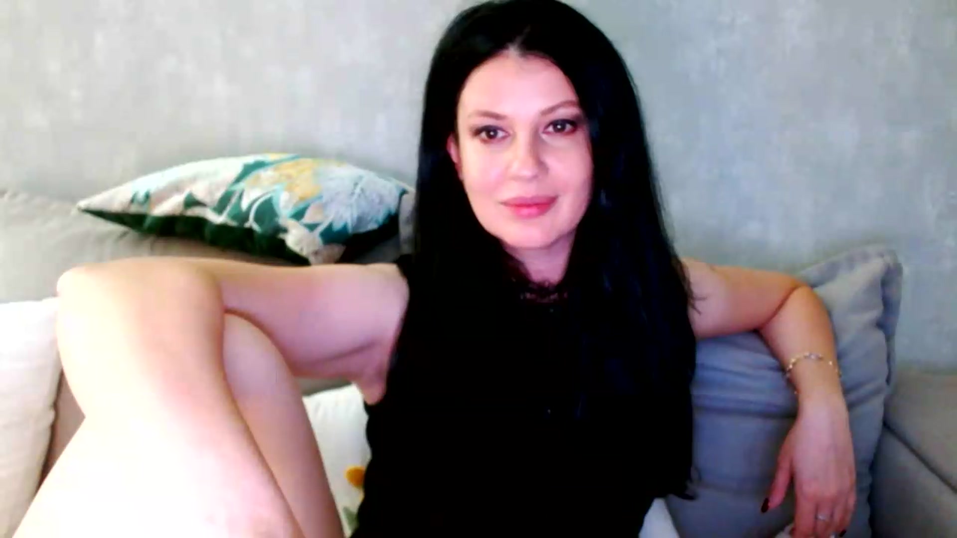 Gallery image thumbnail from Poison_Rose_'s myfreecams stream on, 08/17/2026, 20:28 image 15 of 20