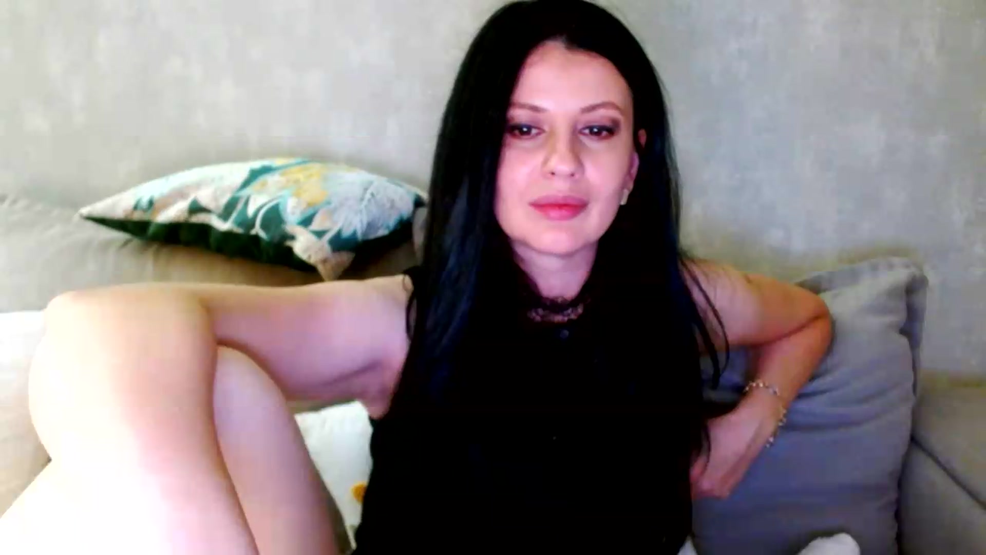 Gallery image thumbnail from Poison_Rose_'s myfreecams stream on, 08/17/2026, 20:28 image 6 of 20