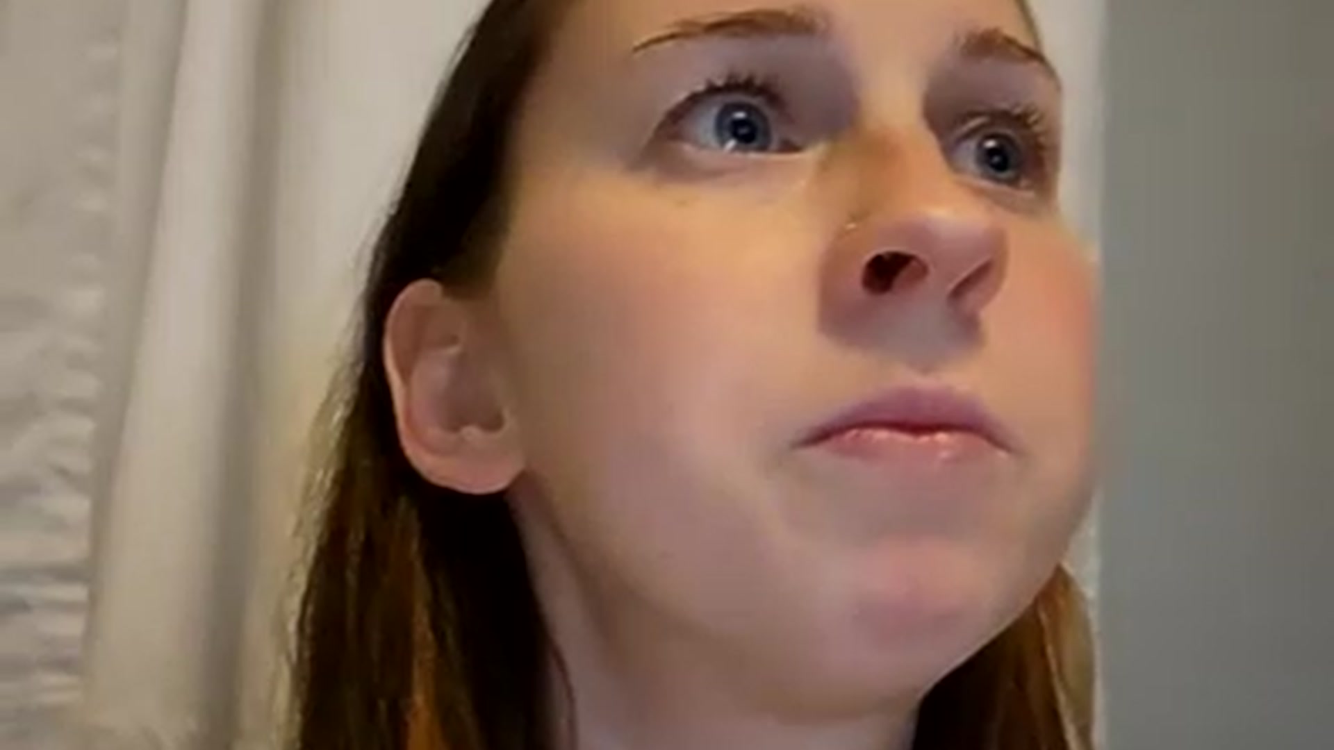 Gallery image thumbnail from Poisonberryyy's myfreecams stream on, 03/04/2023, 01:52 image 6 of 20
