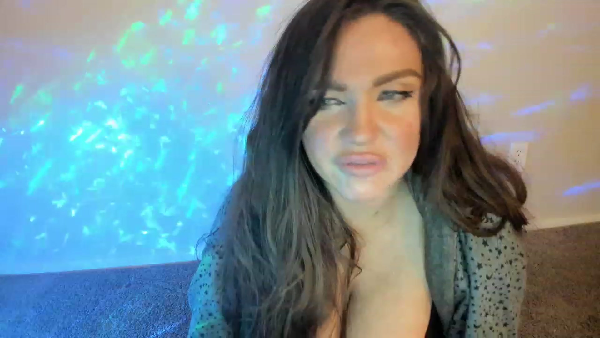 Gallery image thumbnail from PokeAPuss's myfreecams stream on, 12/19/2022, 09:39 image 11 of 20