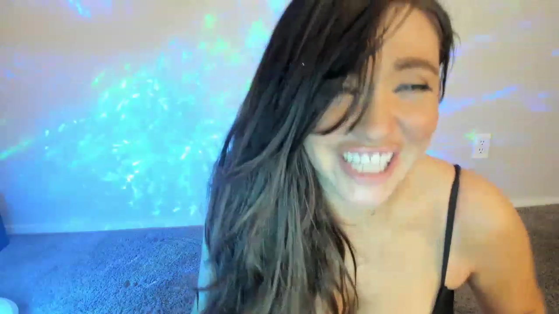 Gallery image thumbnail from PokeAPuss's myfreecams stream on, 12/19/2022, 12:31 image 18 of 20