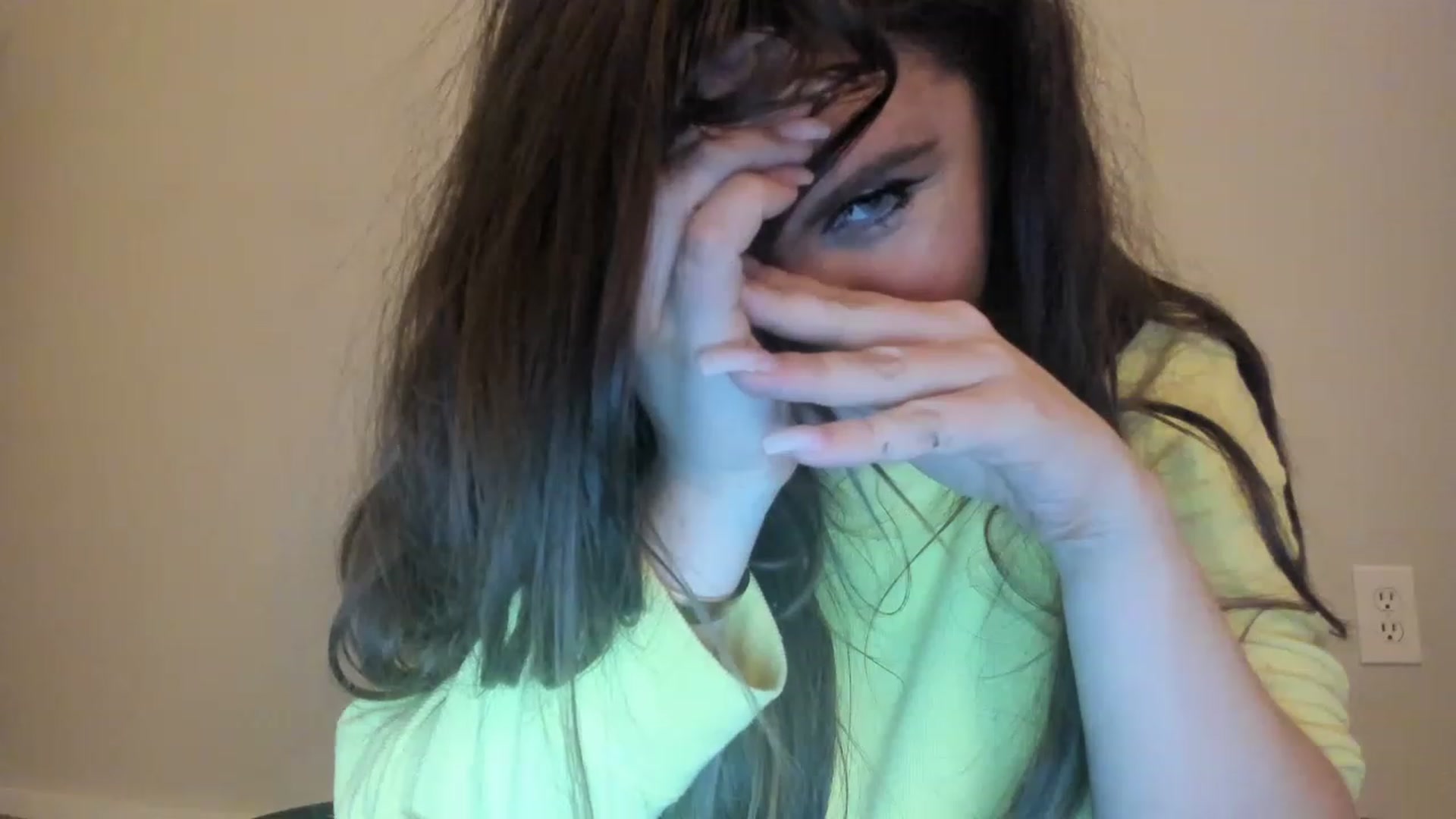 Gallery image thumbnail from PokeAPuss's myfreecams stream on, 12/28/2022, 13:18 image 7 of 20