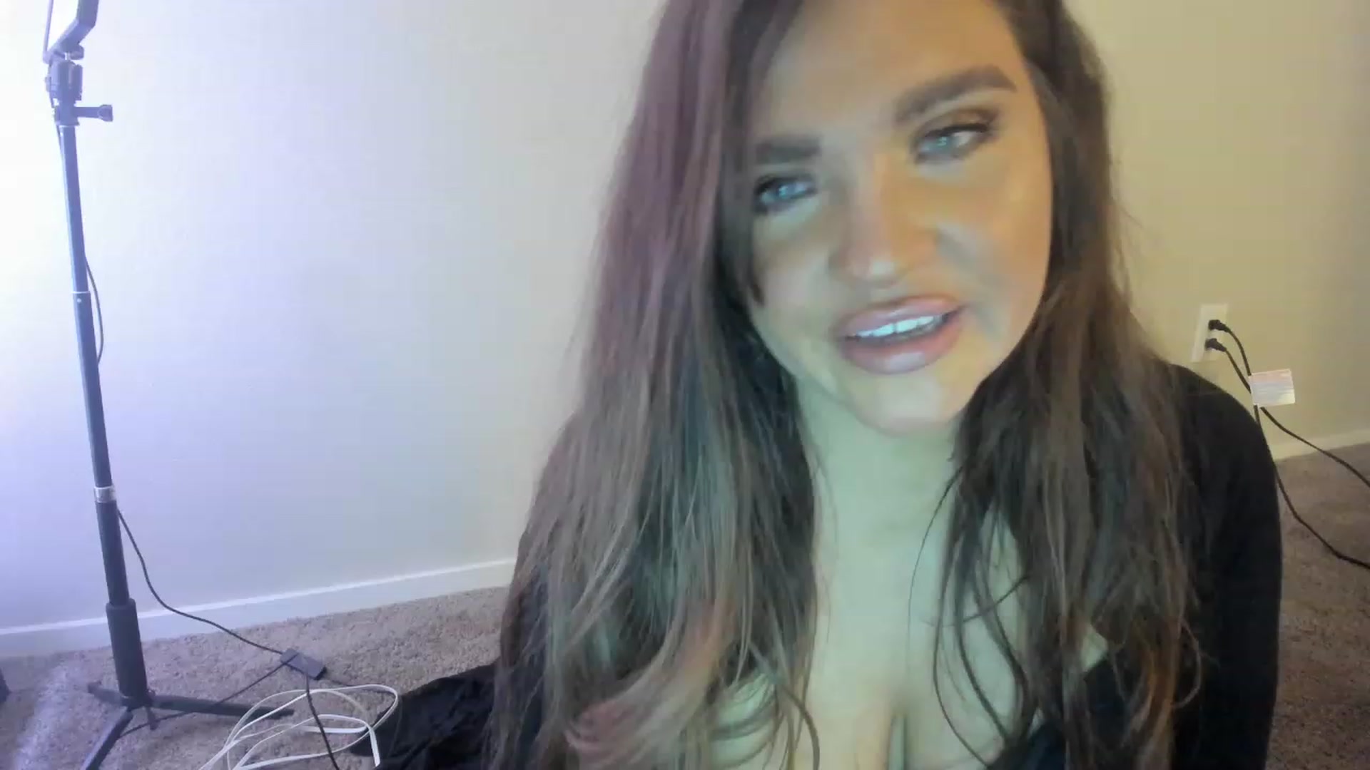 Gallery image thumbnail from PokeAPuss's myfreecams stream on, 01/09/2023, 16:12 image 1 of 20