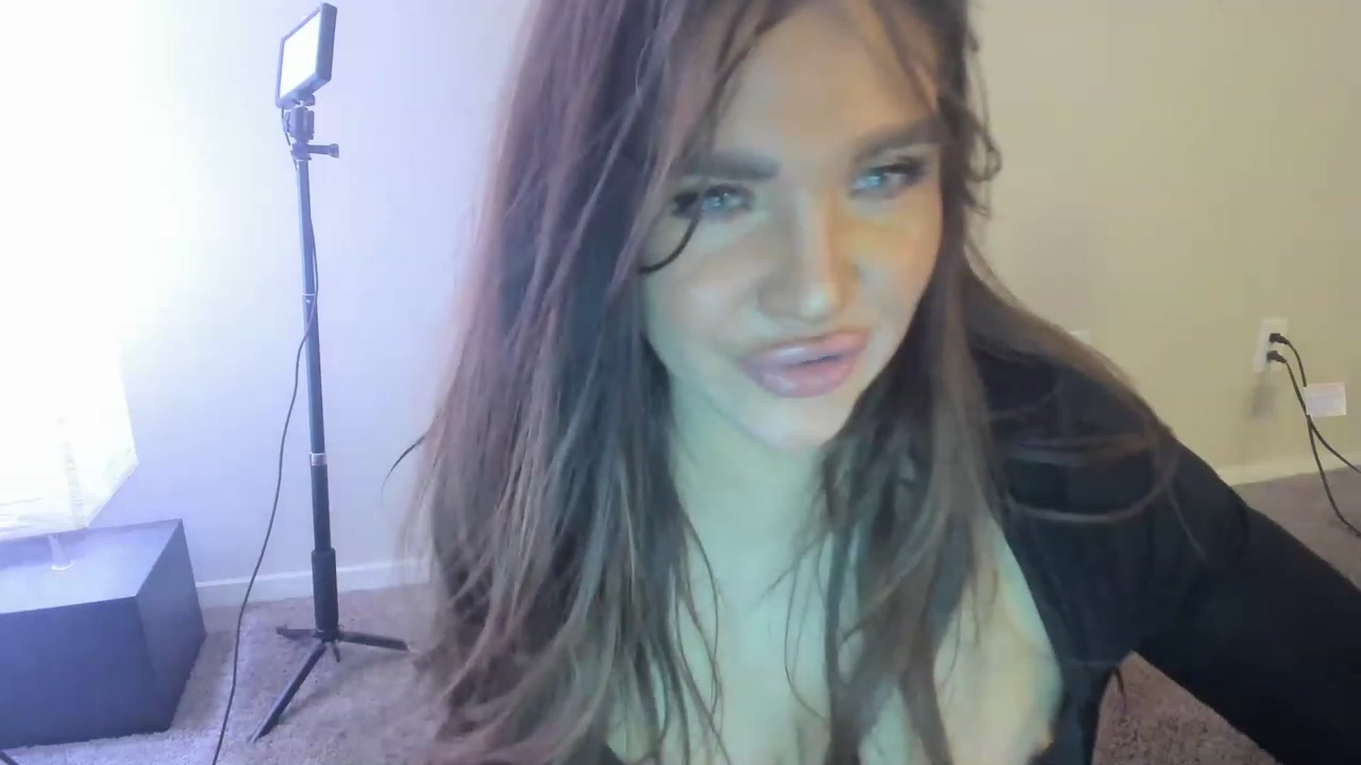 Gallery image thumbnail from PokeAPuss's myfreecams stream on, 01/09/2023, 16:12 image 14 of 20