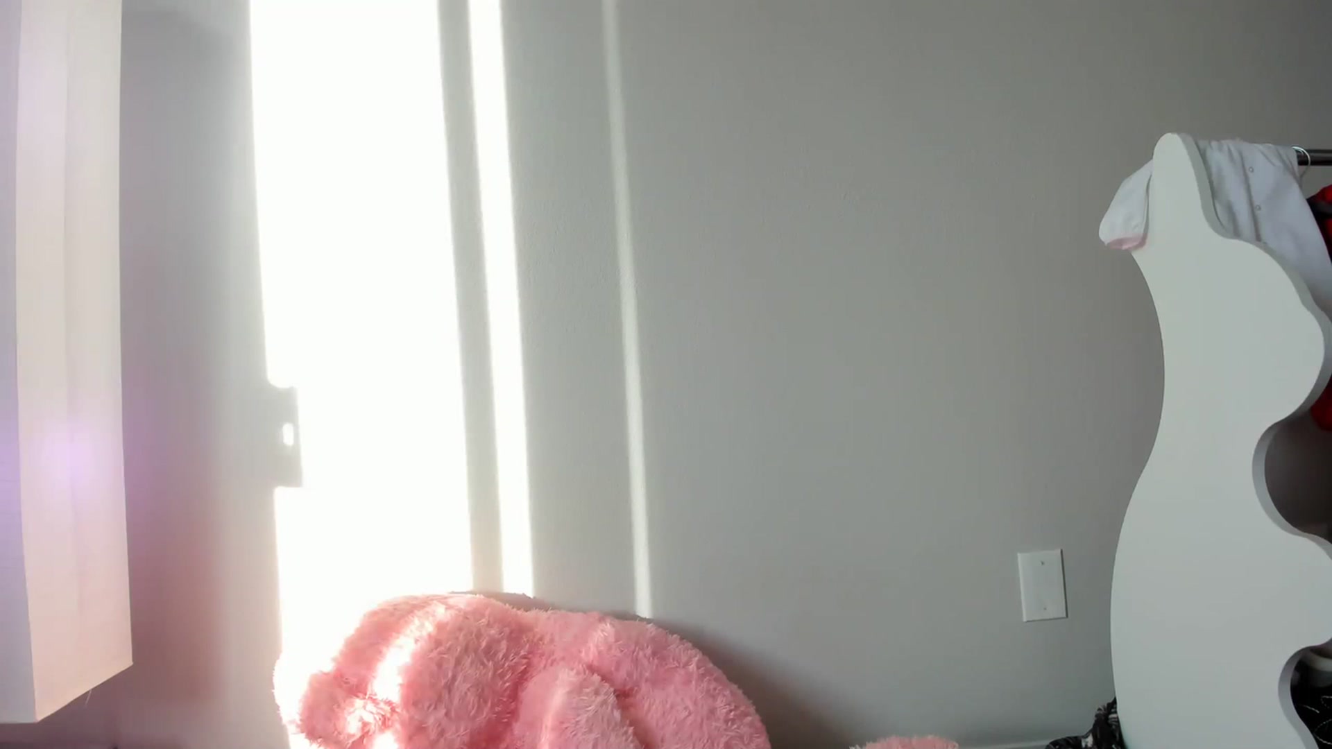 Gallery image thumbnail from PokeAPuss's myfreecams stream on, 02/19/2023, 15:43 image 5 of 20