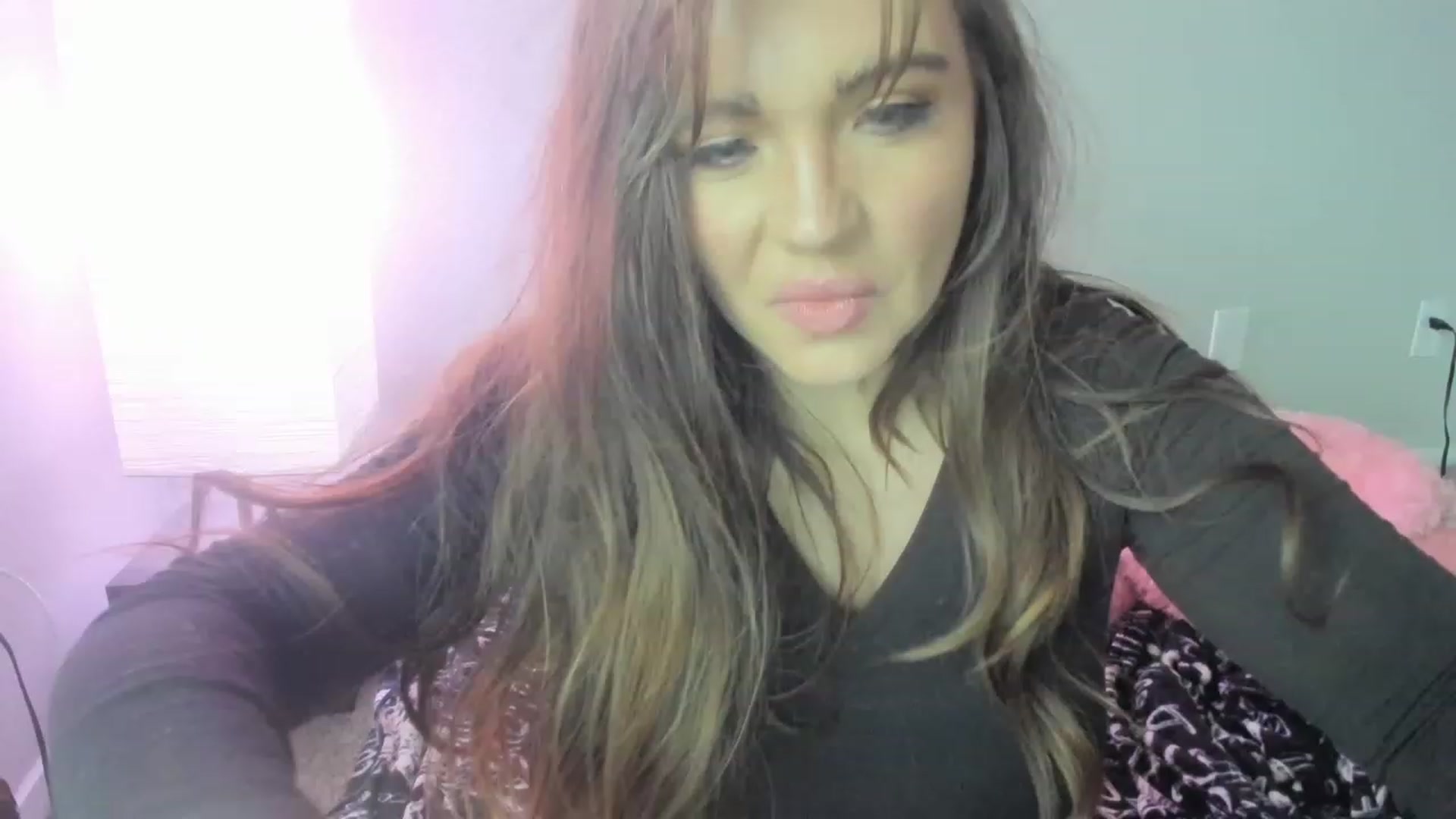 Gallery image thumbnail from PokeAPuss's myfreecams stream on, 03/01/2023, 17:23 image 9 of 20