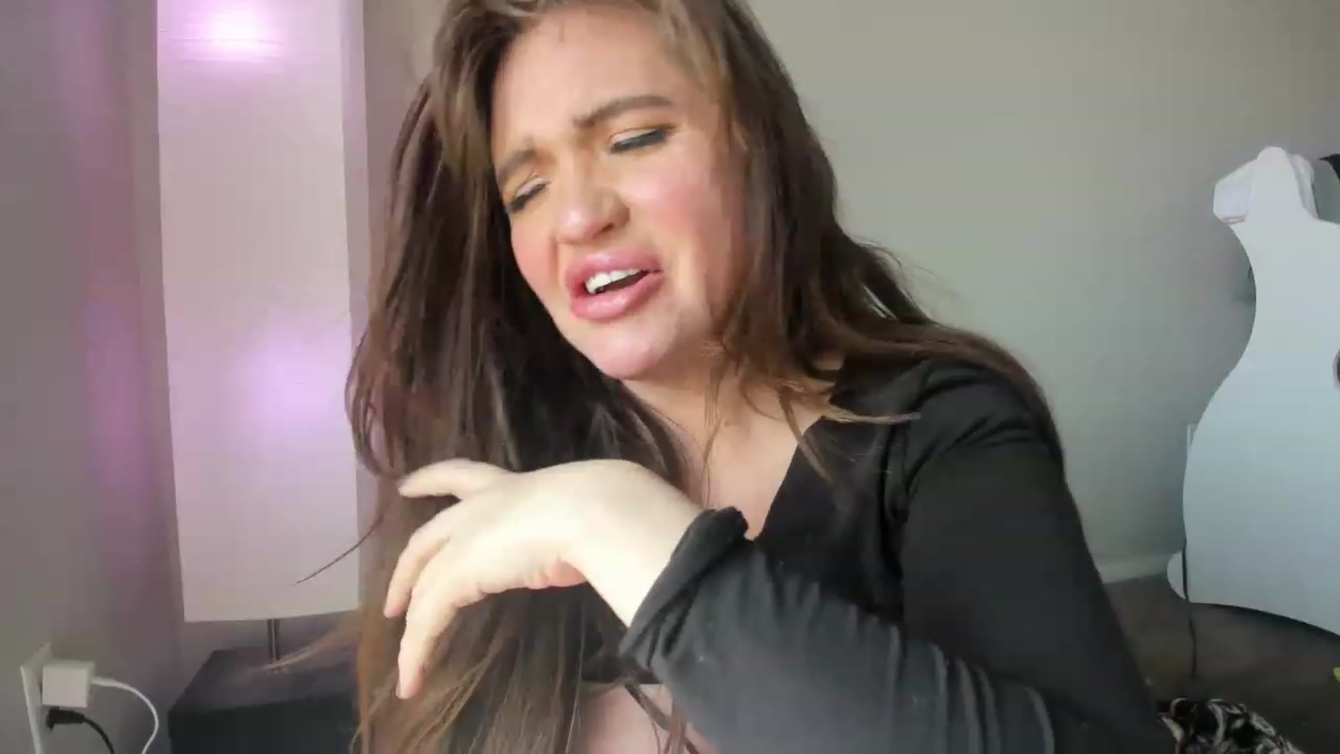 Gallery image thumbnail from PokeAPuss's myfreecams stream on, 03/01/2023, 21:15 image 7 of 20
