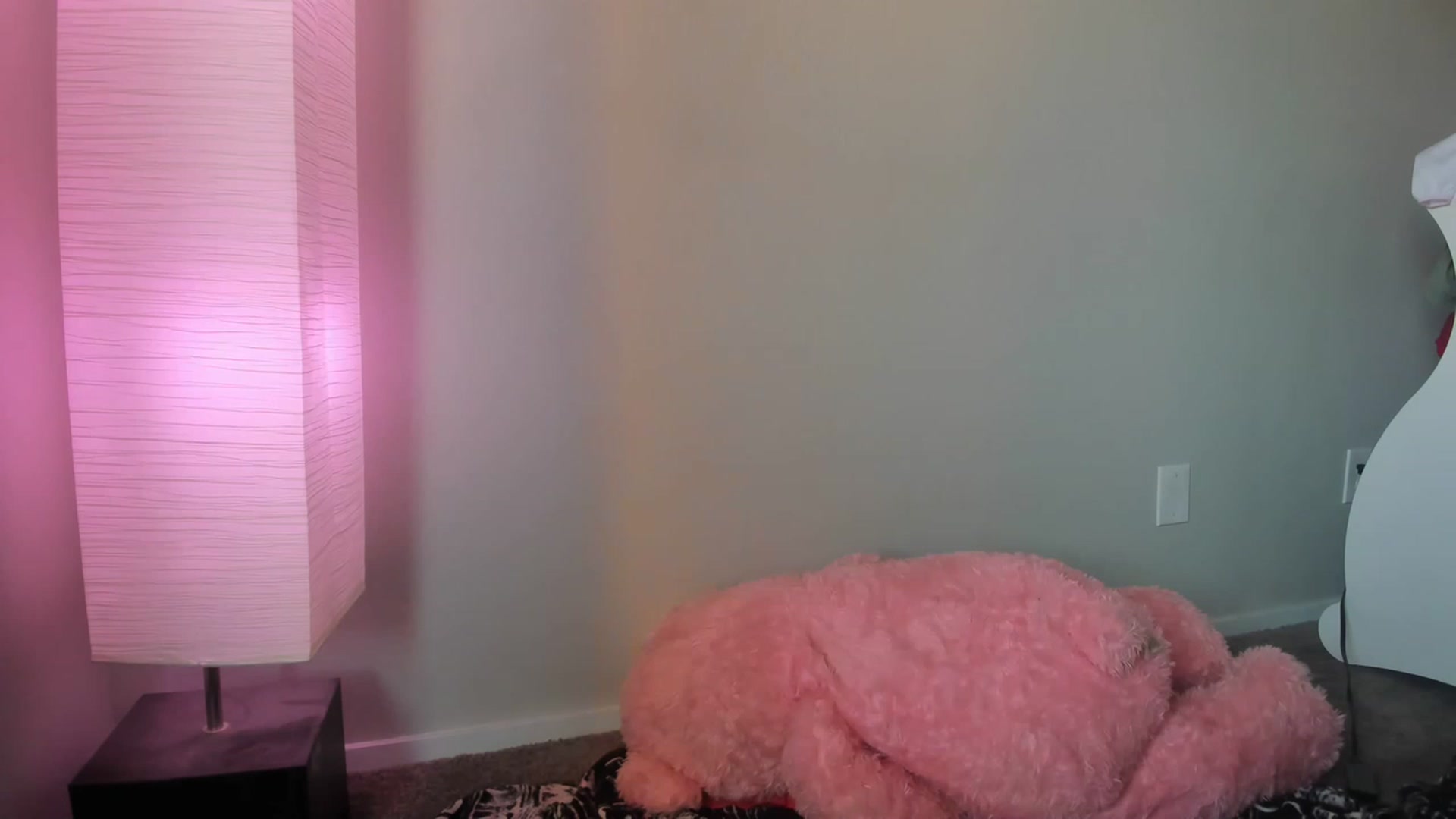 Gallery image thumbnail from PokeAPuss's myfreecams stream on, 03/05/2023, 24:42 image 20 of 20