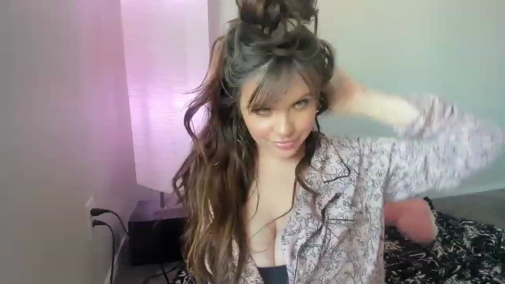 Gallery image thumbnail from PokeAPuss's myfreecams stream on, 03/23/2023, 24:19 image 12 of 20