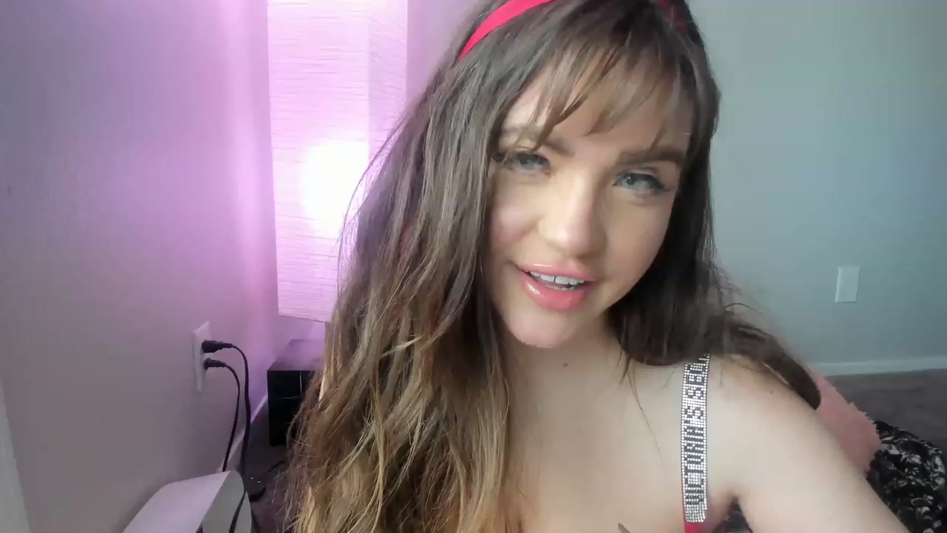 Gallery image thumbnail from PokeAPuss's myfreecams stream on, 04/08/2023, 01:34 image 19 of 20