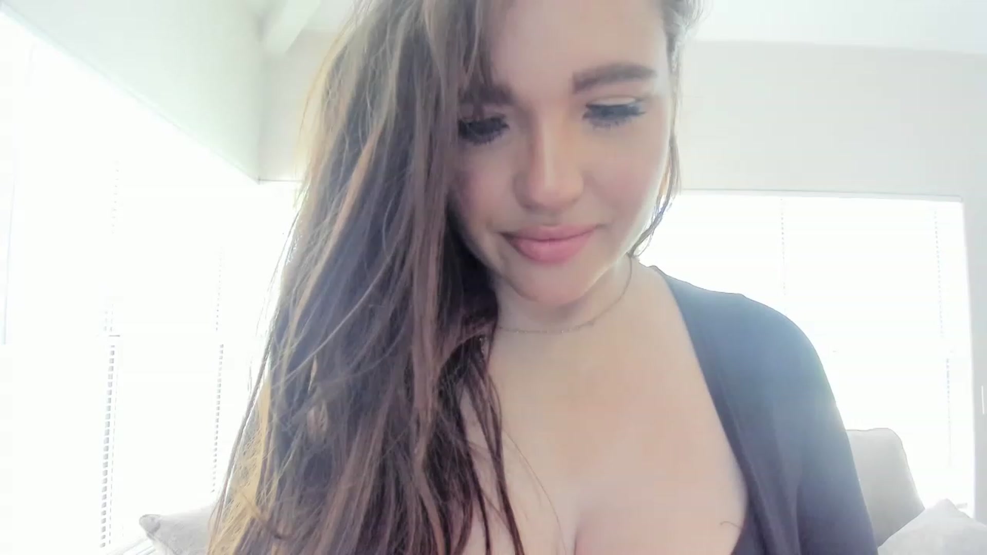 Gallery image thumbnail from PokeAPuss's myfreecams stream on, 04/18/2023, 18:22 image 13 of 20