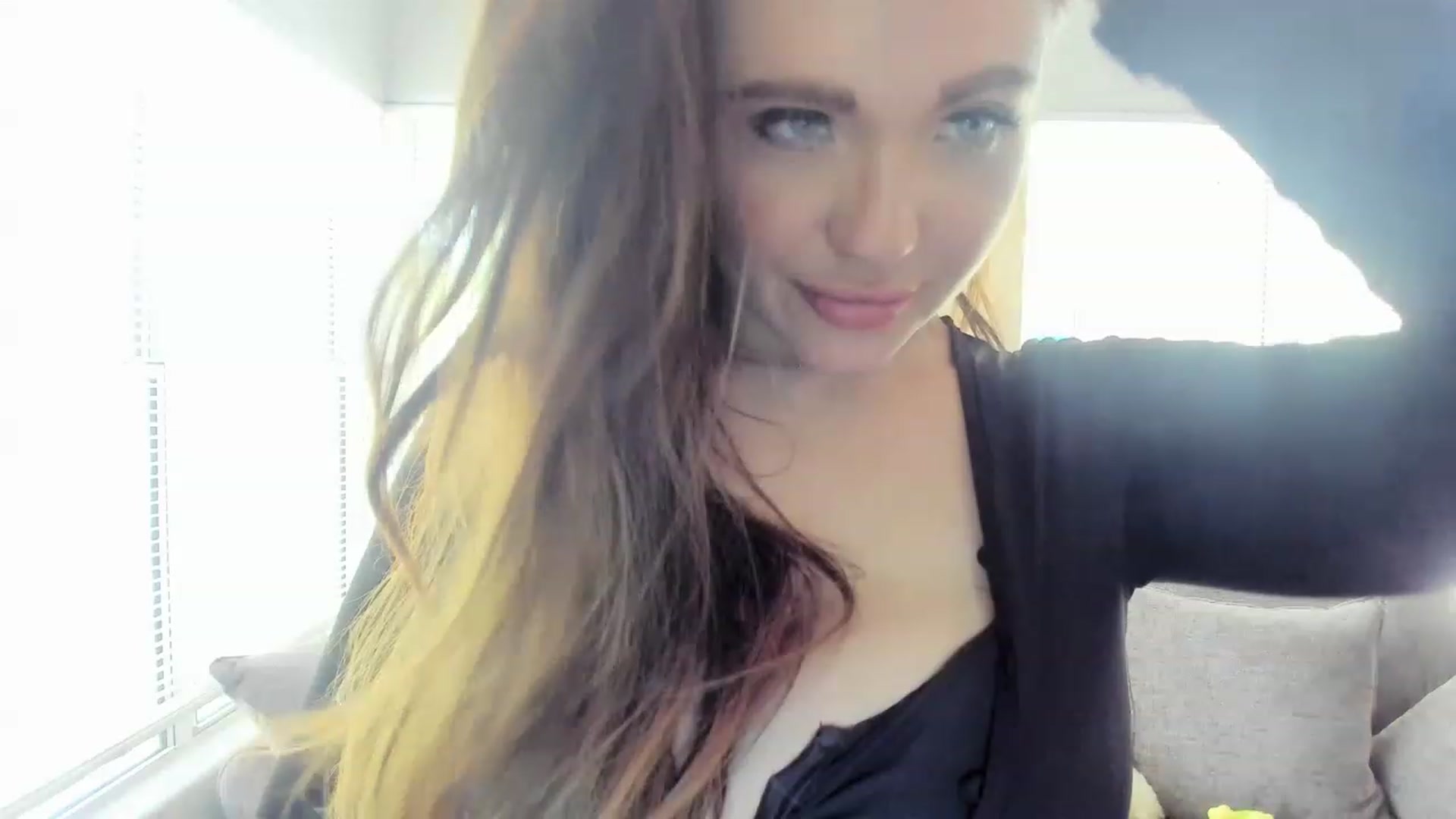 Gallery image thumbnail from PokeAPuss's myfreecams stream on, 04/18/2023, 21:08 image 3 of 20