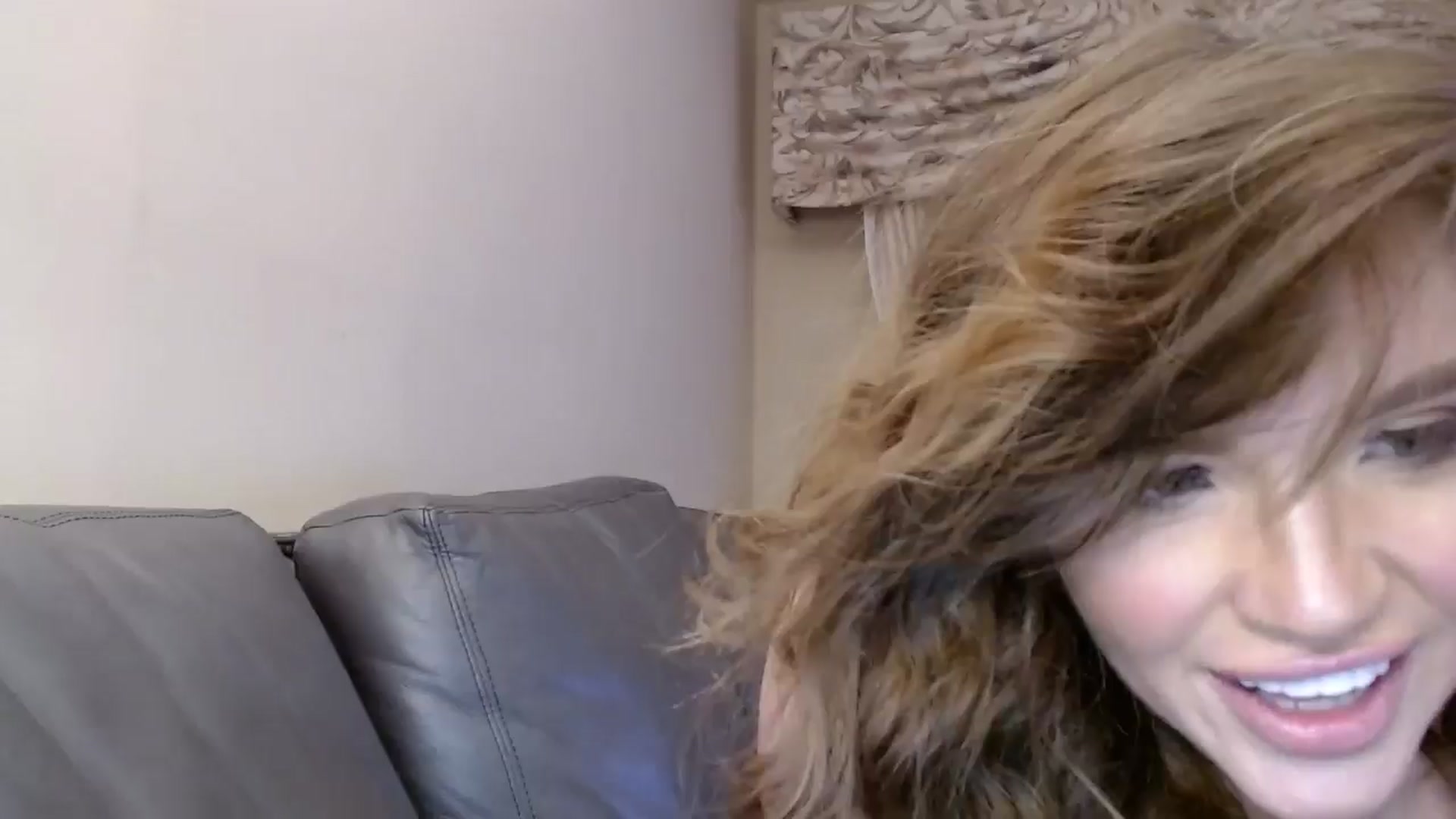 Gallery image thumbnail from PokeAPuss's myfreecams stream on, 10/08/2024, 01:41 image 12 of 20