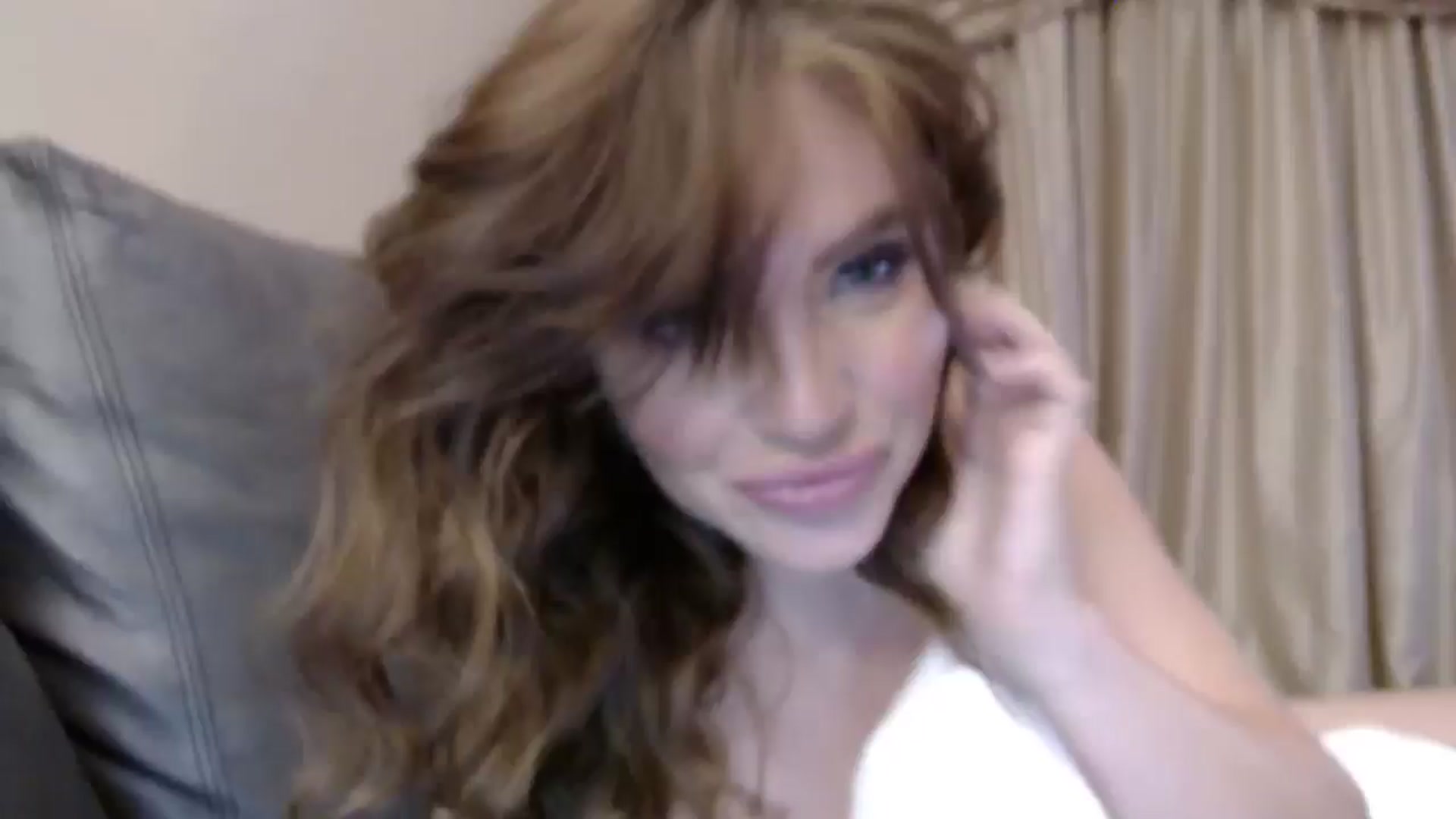 Gallery image thumbnail from PokeAPuss's myfreecams stream on, 10/08/2024, 02:59 image 15 of 20