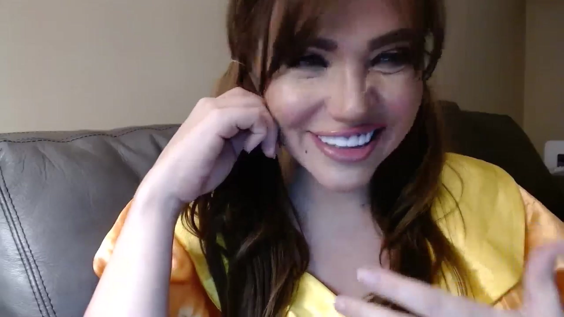 Gallery image thumbnail from PokeAPuss's myfreecams stream on, 10/17/2024, 02:41 image 6 of 20