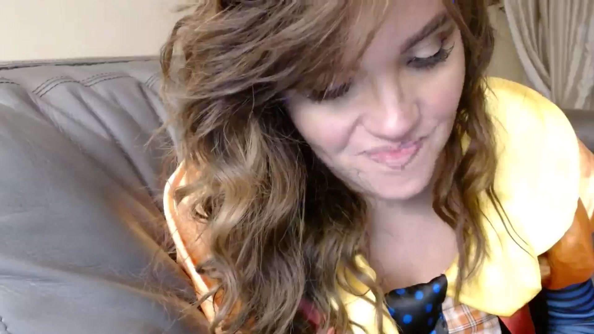 Gallery image thumbnail from PokeAPuss's myfreecams stream on, 10/19/2024, 03:29 image 17 of 20