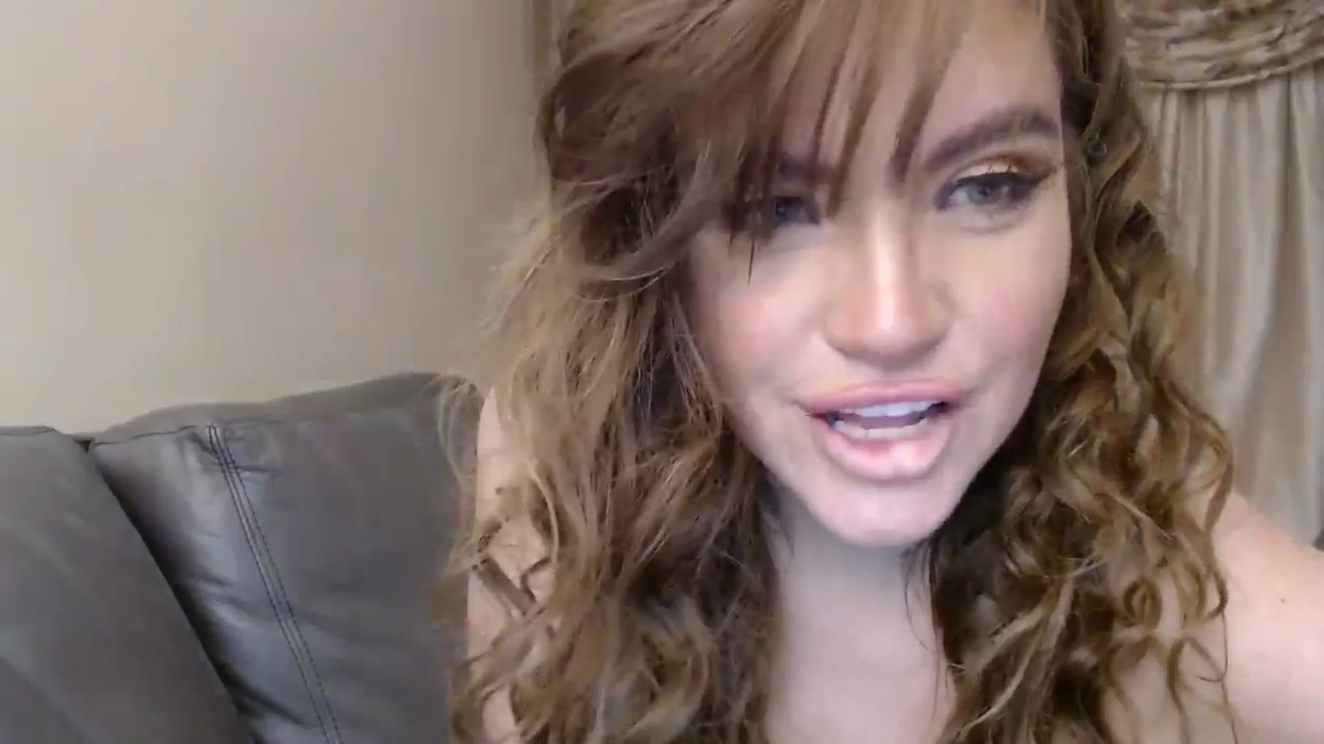 Gallery image thumbnail from PokeAPuss's myfreecams stream on, 10/20/2024, 04:30 image 17 of 20