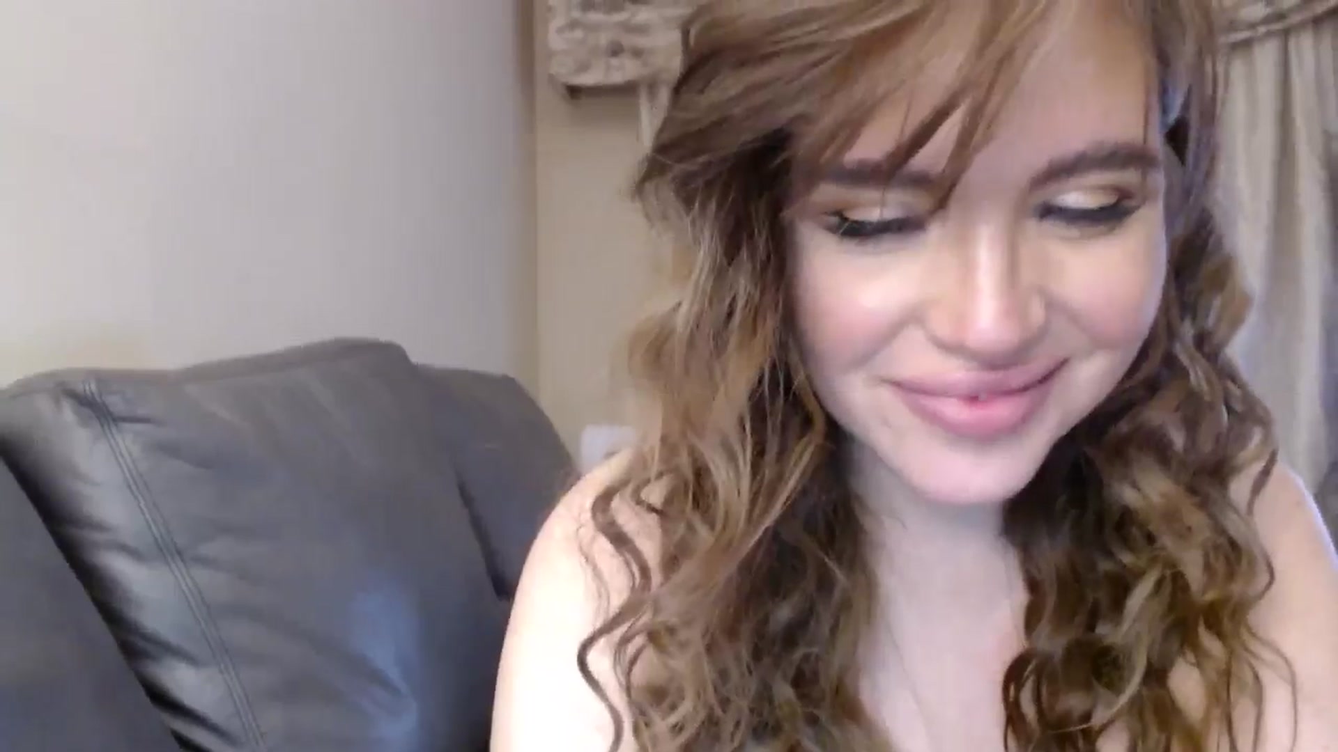 Gallery image thumbnail from PokeAPuss's myfreecams stream on, 10/20/2024, 04:54 image 2 of 20
