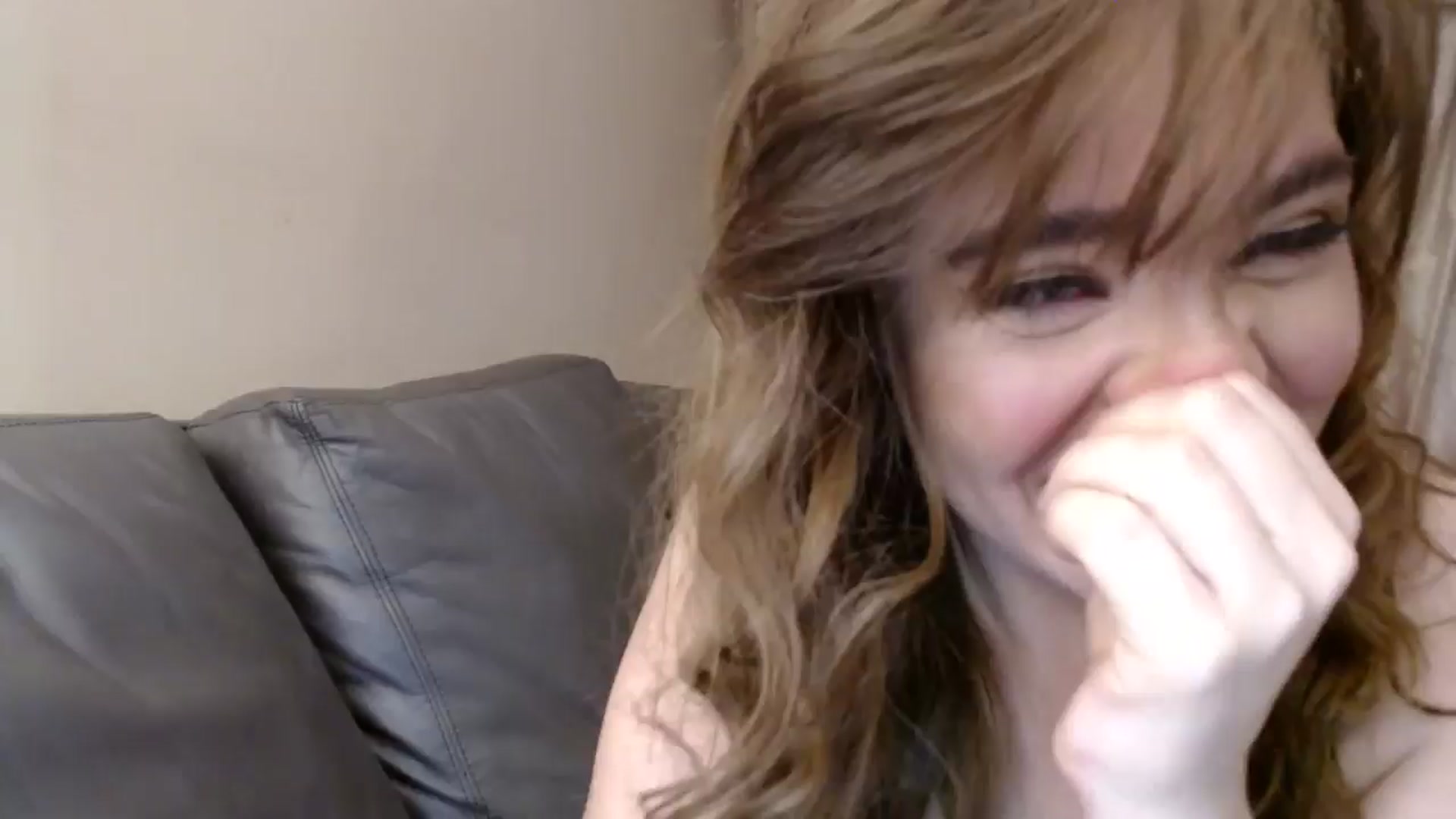 Gallery image thumbnail from PokeAPuss's myfreecams stream on, 10/20/2024, 04:54 image 6 of 20