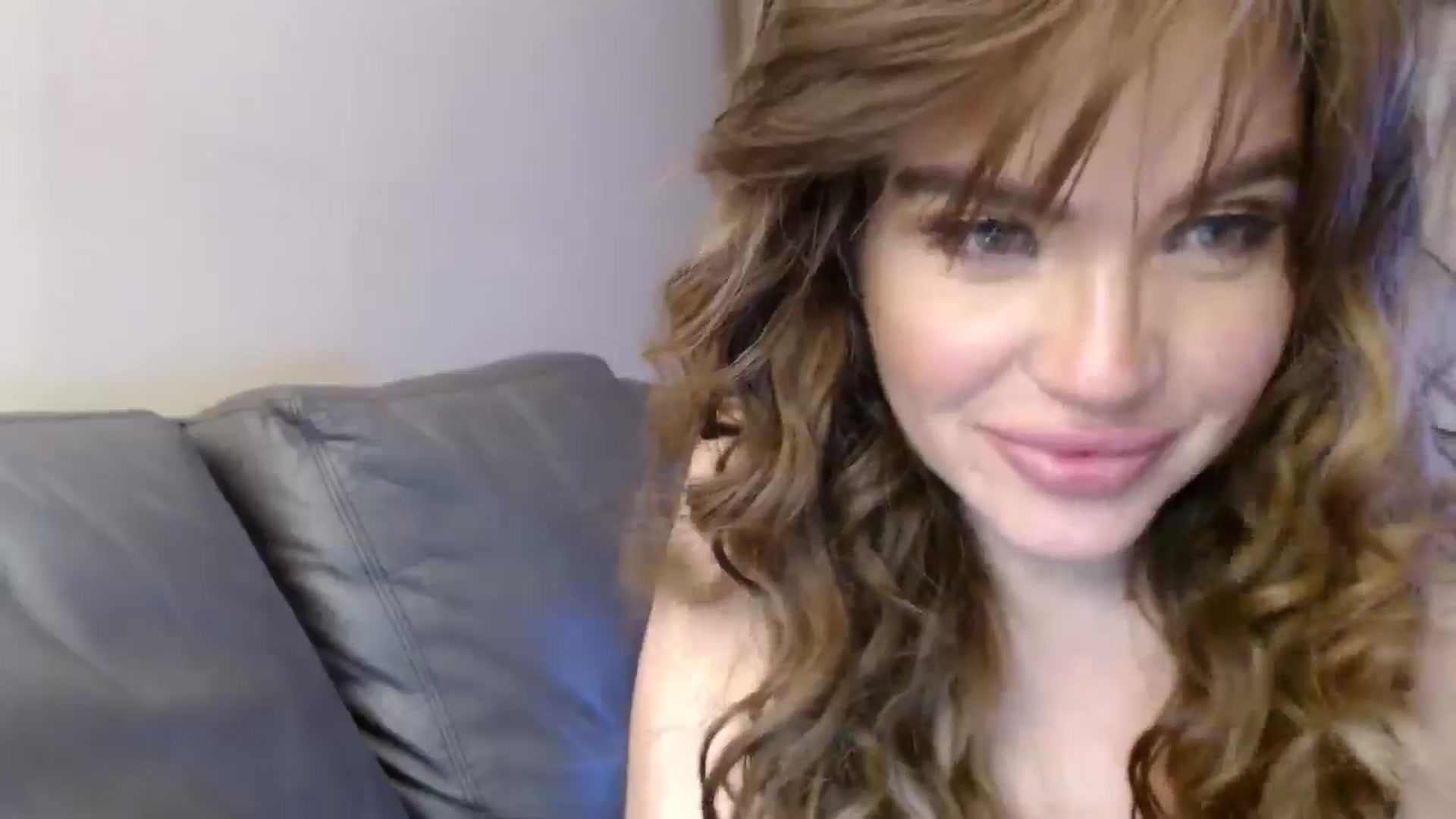 Gallery image thumbnail from PokeAPuss's myfreecams stream on, 10/20/2024, 04:54 image 4 of 20