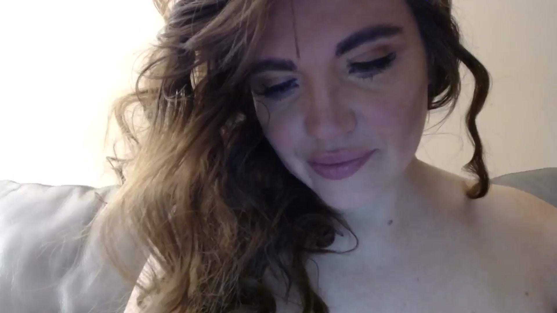 Gallery image thumbnail from PokeAPuss's myfreecams stream on, 10/29/2024, 02:03 image 4 of 20