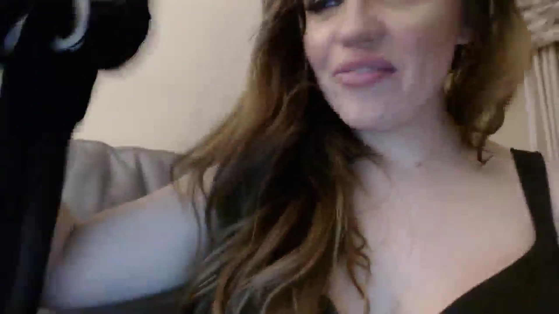 Gallery image thumbnail from PokeAPuss's myfreecams stream on, 11/02/2024, 04:13 image 13 of 20