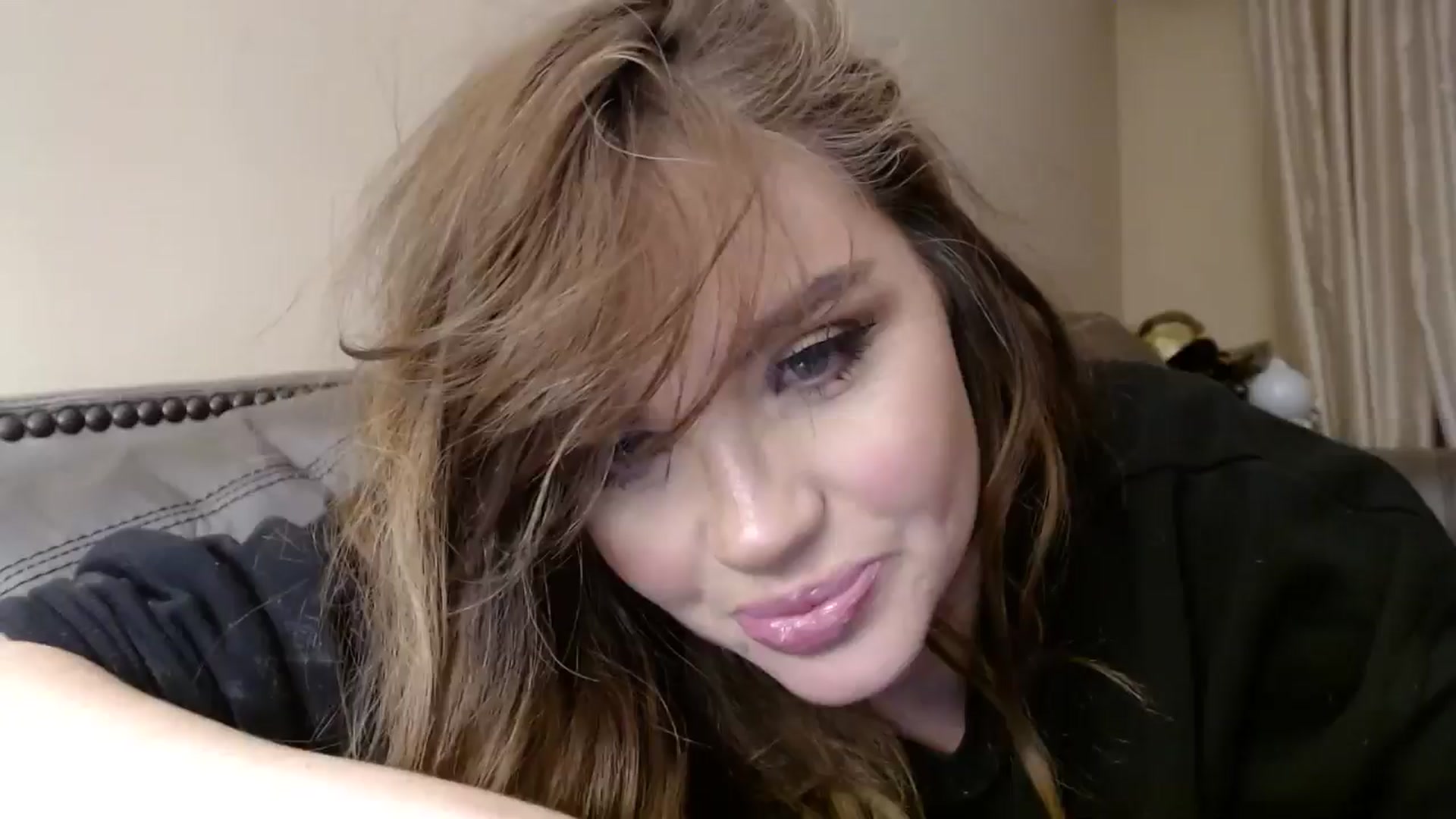 Gallery image thumbnail from PokeAPuss's myfreecams stream on, 11/10/2024, 04:08 image 5 of 20