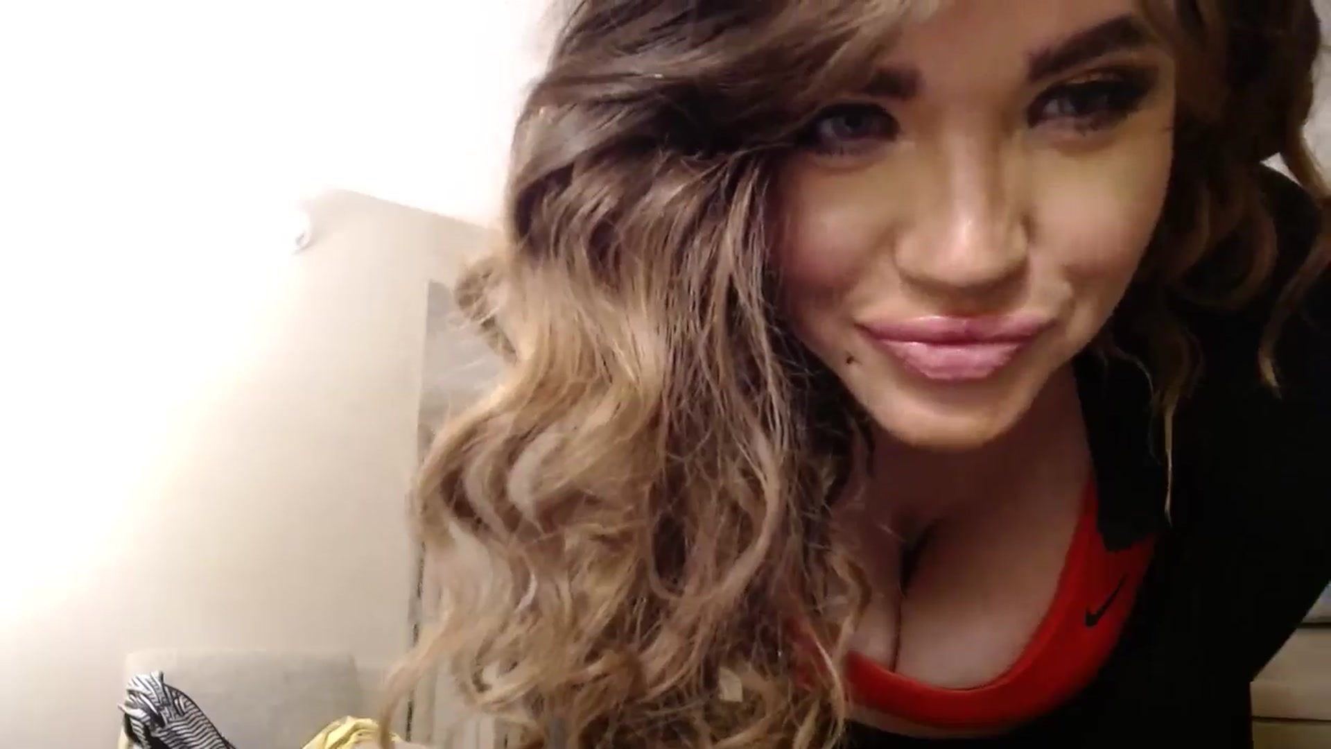 Gallery image thumbnail from PokeAPuss's myfreecams stream on, 11/13/2024, 07:36 image 3 of 20