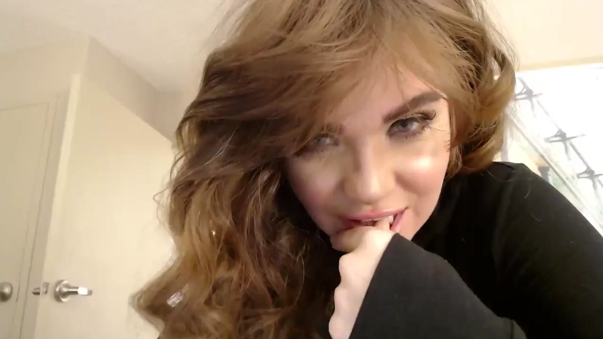 Gallery image thumbnail from PokeAPuss's myfreecams stream on, 11/13/2024, 07:48 image 1 of 20