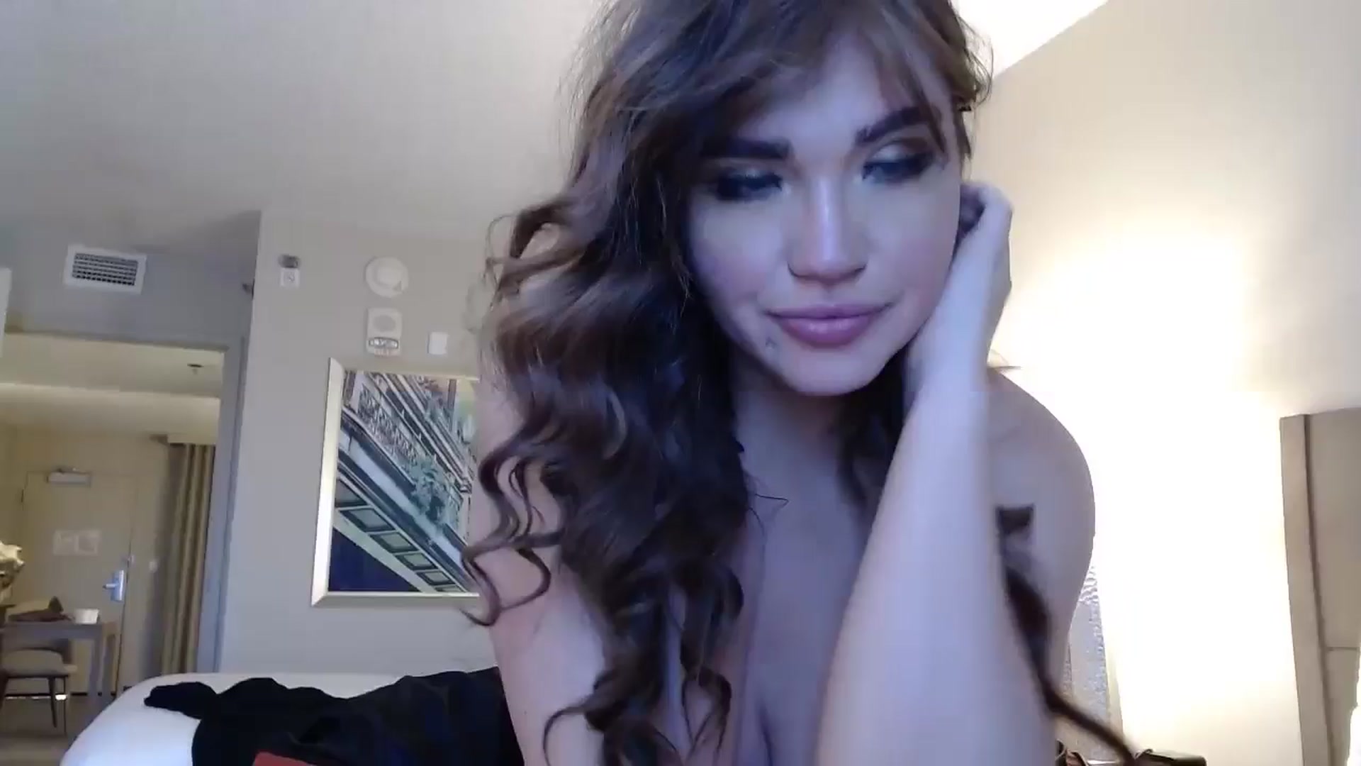 Gallery image thumbnail from PokeAPuss's myfreecams stream on, 11/13/2024, 16:26 image 18 of 20