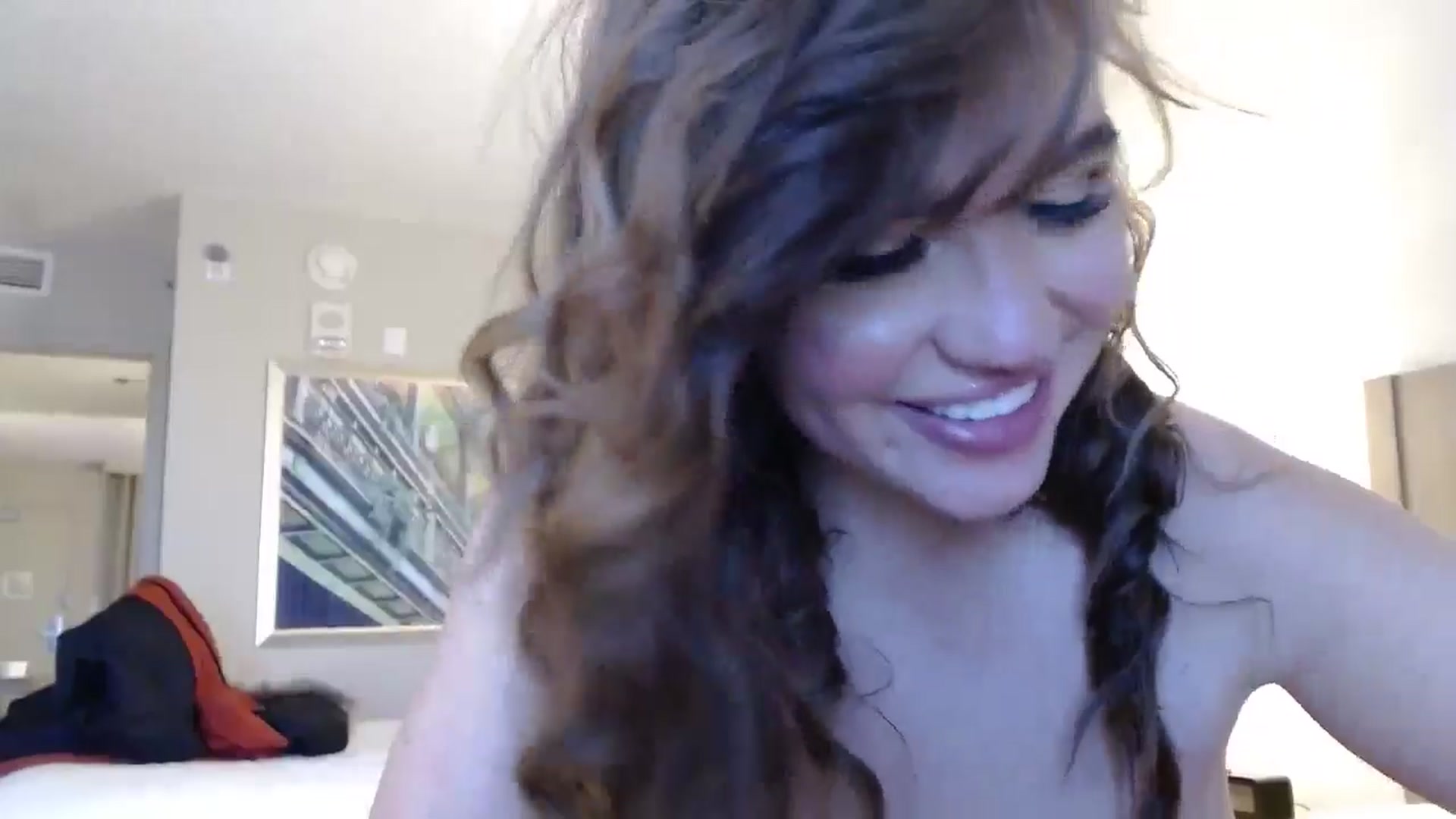 Gallery image thumbnail from PokeAPuss's myfreecams stream on, 11/13/2024, 16:26 image 12 of 20