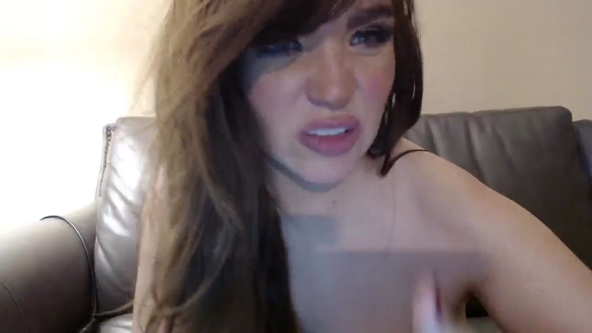 Gallery image thumbnail from PokeAPuss's myfreecams stream on, 11/28/2024, 06:05 image 16 of 20