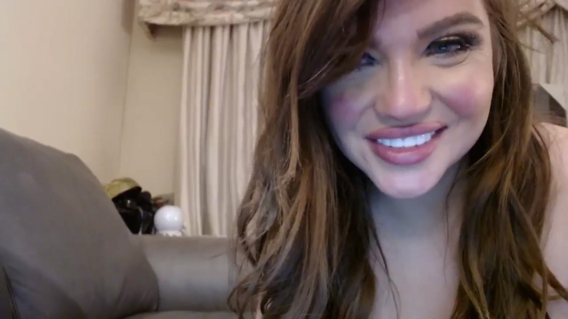 Gallery image thumbnail from PokeAPuss's myfreecams stream on, 11/29/2024, 10:59 image 5 of 20