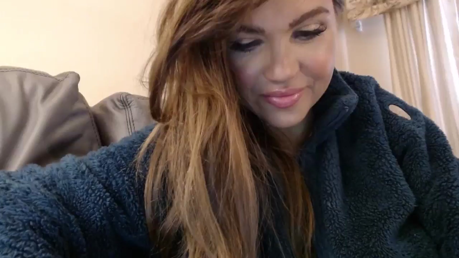 Gallery image thumbnail from PokeAPuss's myfreecams stream on, 12/04/2024, 15:53 image 4 of 20