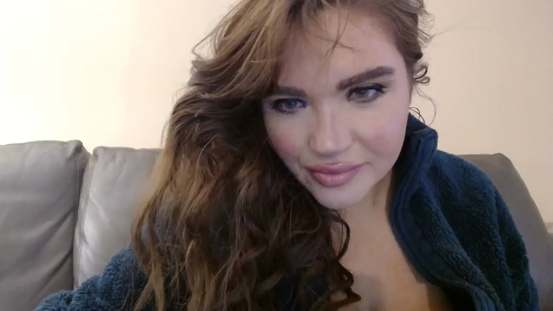 Gallery image thumbnail from PokeAPuss's myfreecams stream on, 12/07/2024, 13:25 image 3 of 20
