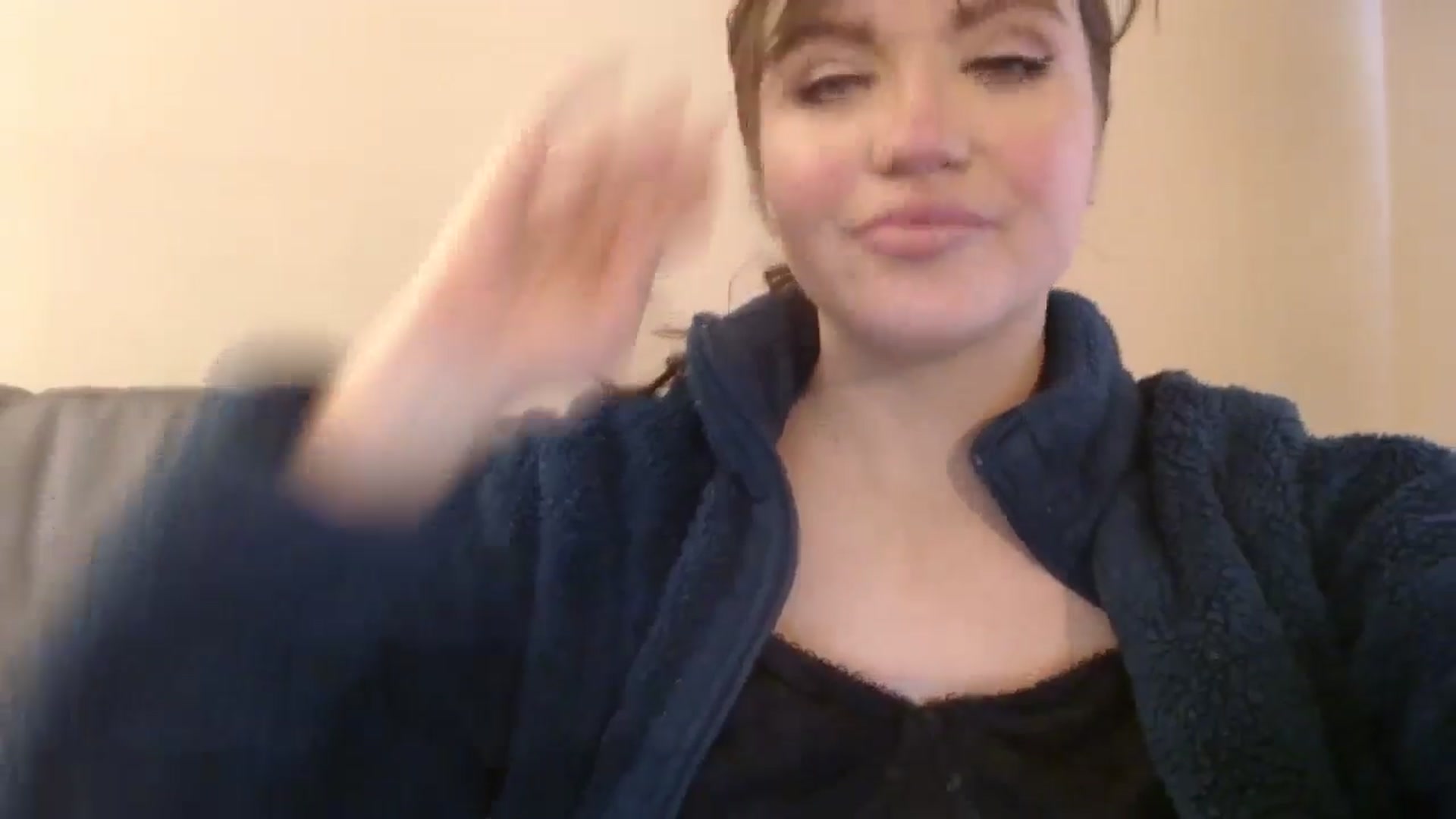 Gallery image thumbnail from PokeAPuss's myfreecams stream on, 12/10/2024, 16:10 image 18 of 20