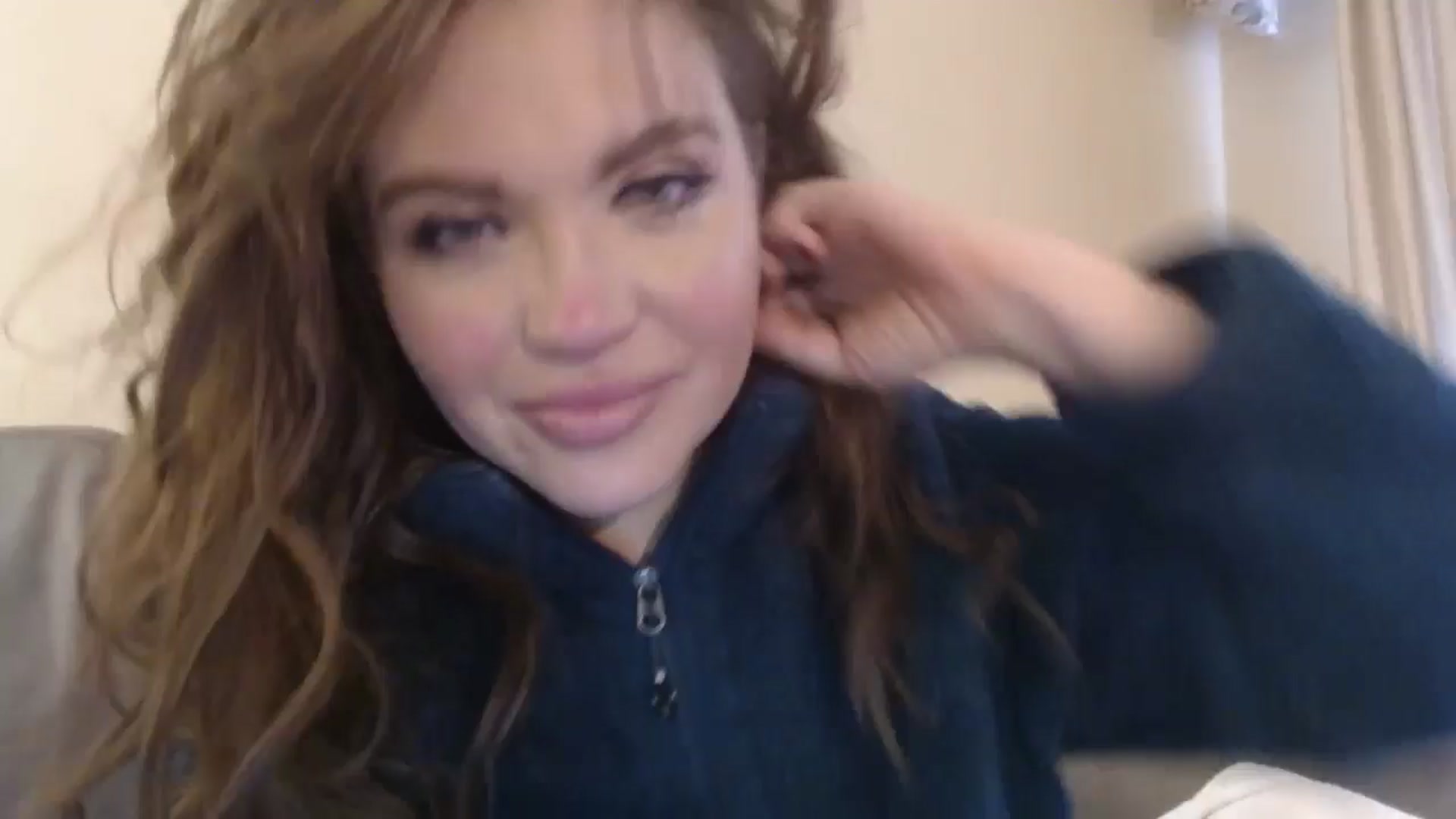 Gallery image thumbnail from PokeAPuss's myfreecams stream on, 12/10/2024, 16:10 image 1 of 20