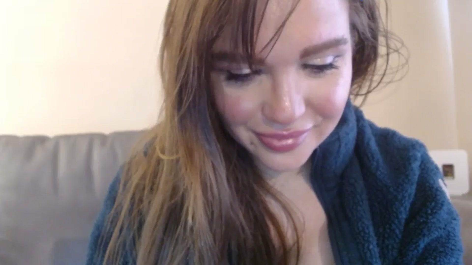 Gallery image thumbnail from PokeAPuss's myfreecams stream on, 12/11/2024, 18:01 image 16 of 20