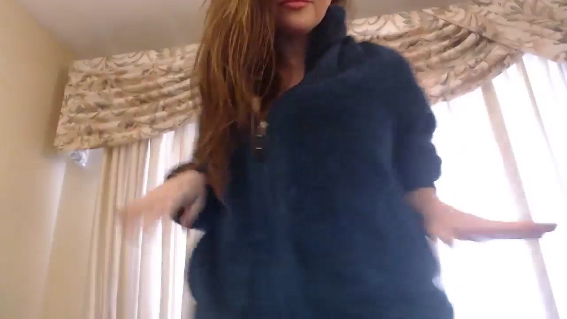 Gallery image thumbnail from PokeAPuss's myfreecams stream on, 12/11/2024, 18:01 image 4 of 20