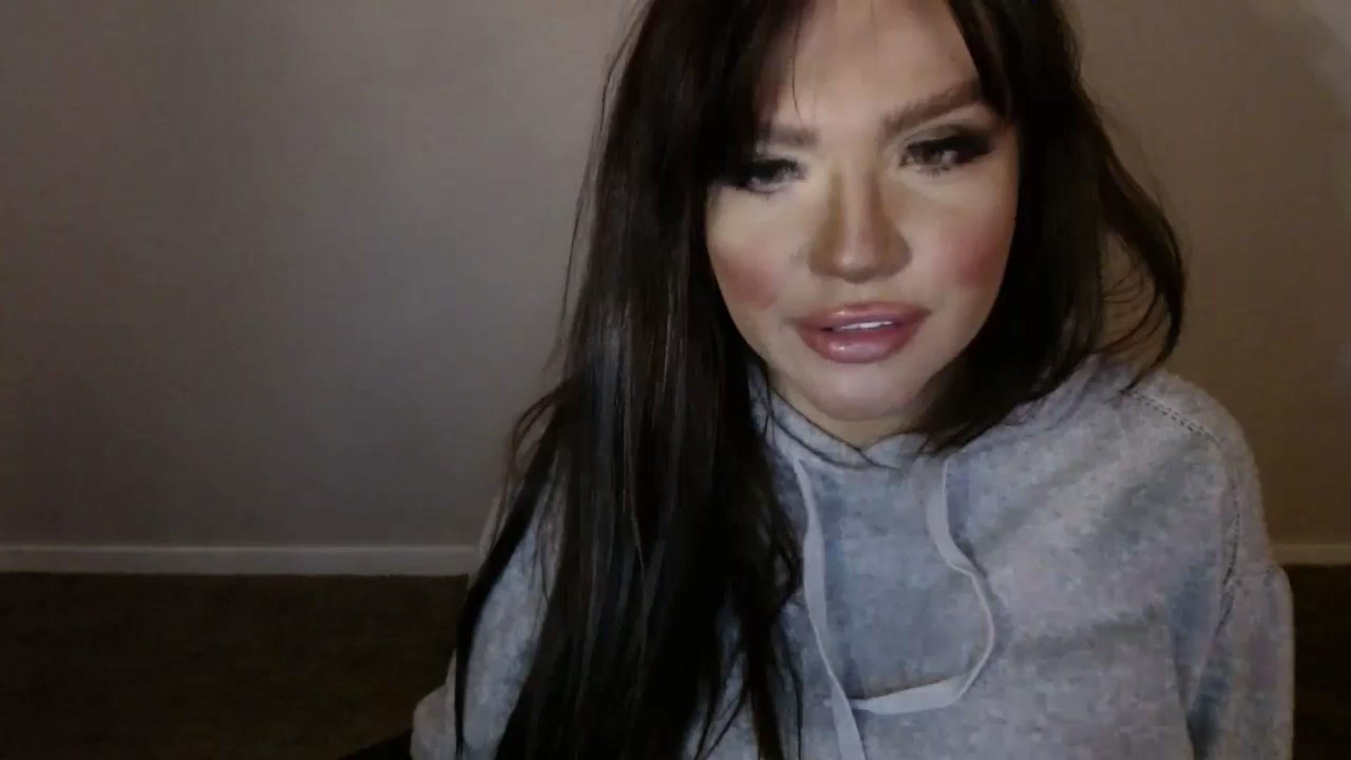 Gallery image thumbnail from PokeAPuss's myfreecams stream on, 01/08/2025, 06:55 image 3 of 20