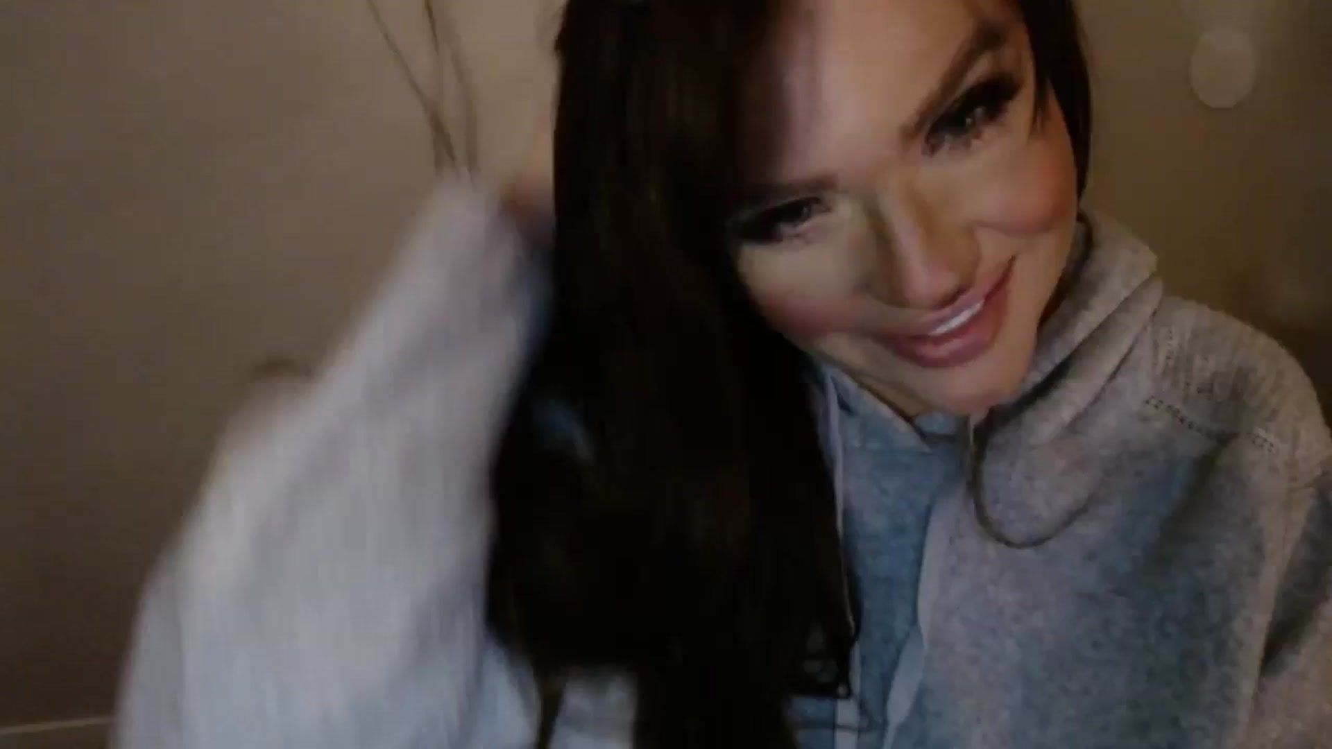 Gallery image thumbnail from PokeAPuss's myfreecams stream on, 01/08/2025, 09:17 image 16 of 20
