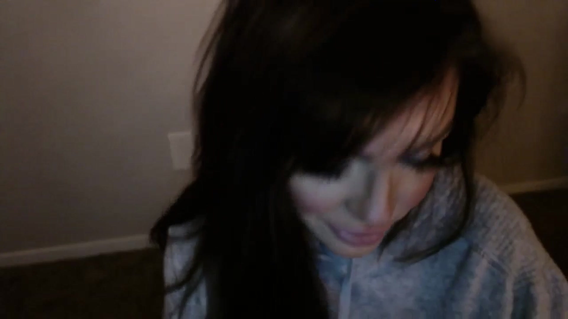 Gallery image thumbnail from PokeAPuss's myfreecams stream on, 01/08/2025, 09:17 image 9 of 20
