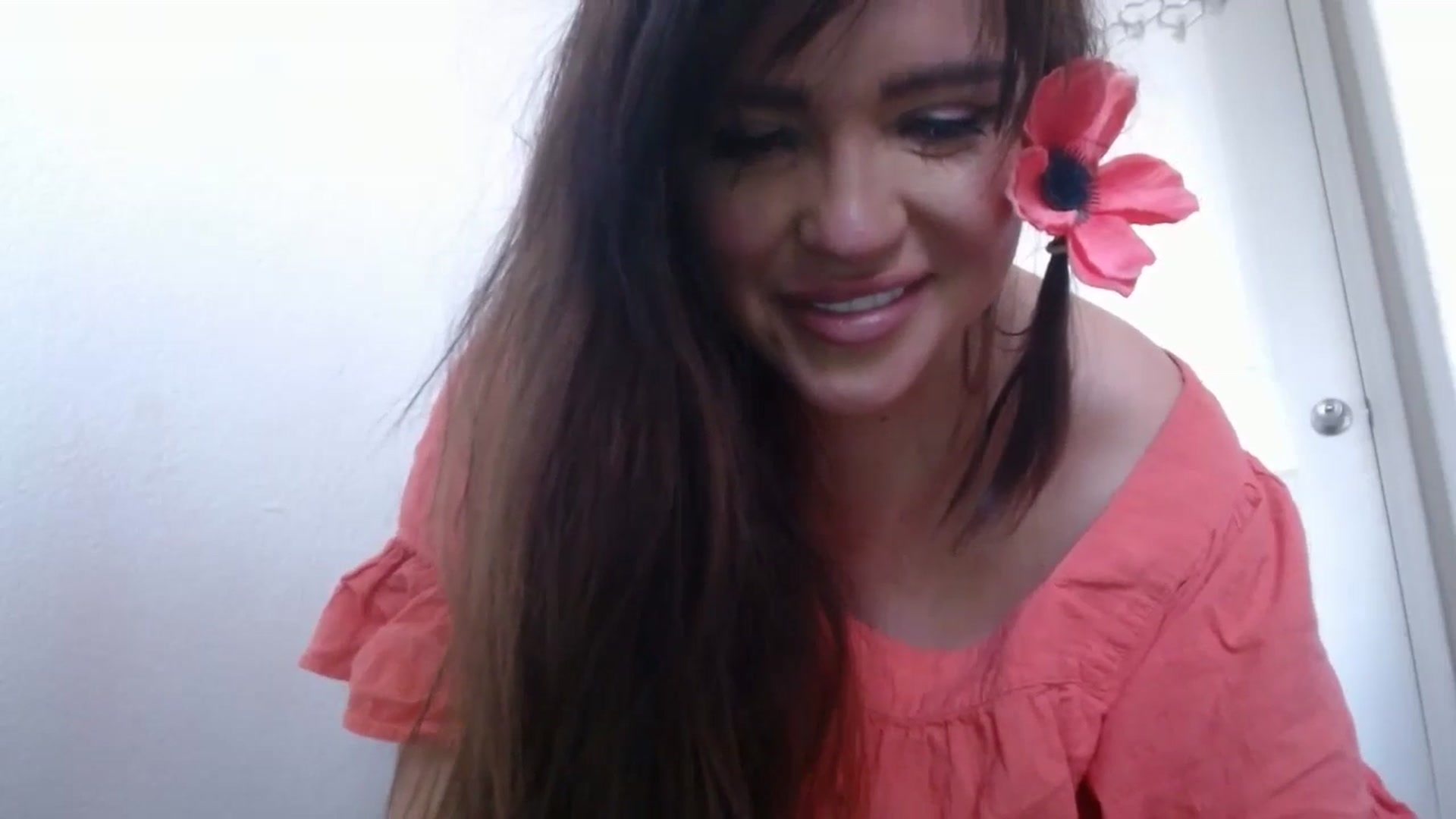 Gallery image thumbnail from PokeAPuss's myfreecams stream on, 02/04/2025, 01:02 image 14 of 20