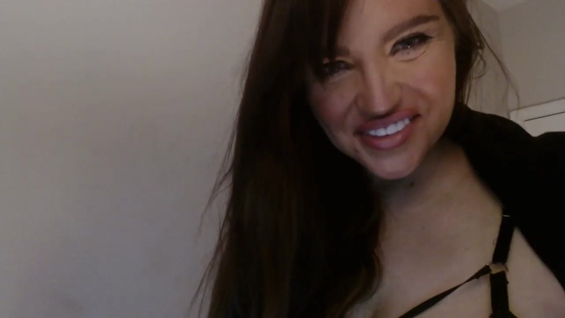 Gallery image thumbnail from PokeAPuss's myfreecams stream on, 02/08/2025, 02:19 image 12 of 20