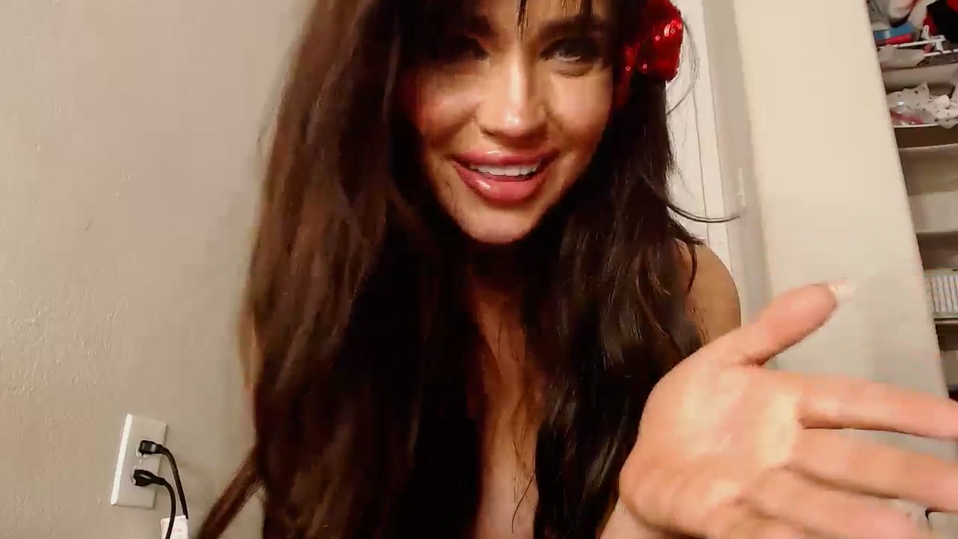 Gallery image thumbnail from PokeAPuss's myfreecams stream on, 03/11/2025, 13:10 image 9 of 20