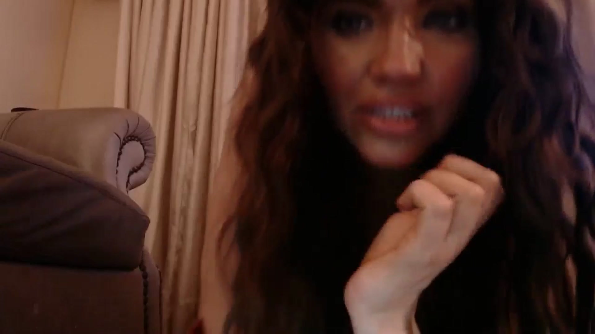 Gallery image thumbnail from PokeAPuss's myfreecams stream on, 04/27/2025, 08:24 image 11 of 20